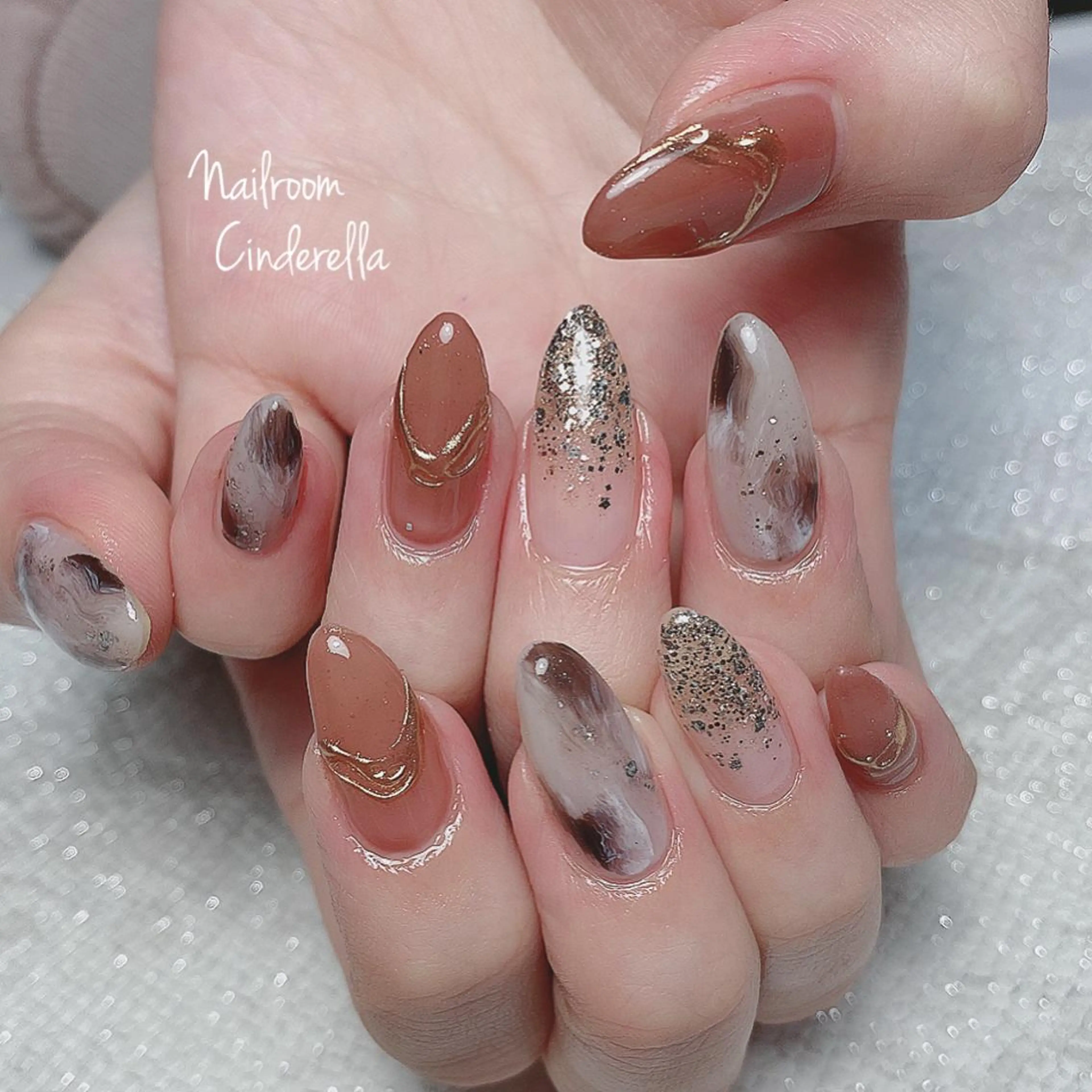 ネイル ニュアンスネイル Nailroom. Cinderellaのネイルデザイン