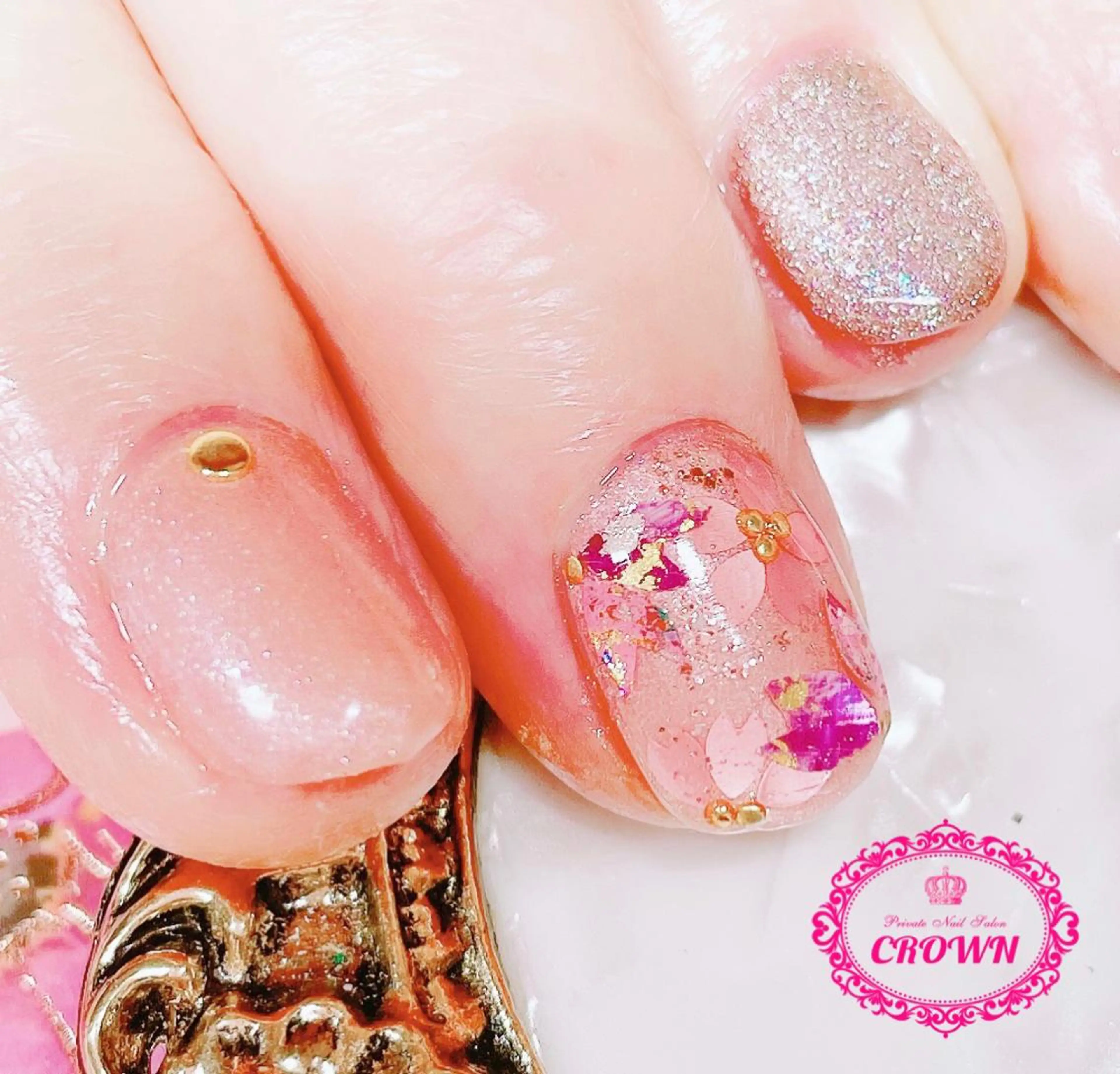ネイル CROWN プライベートサロンのネイルデザイン