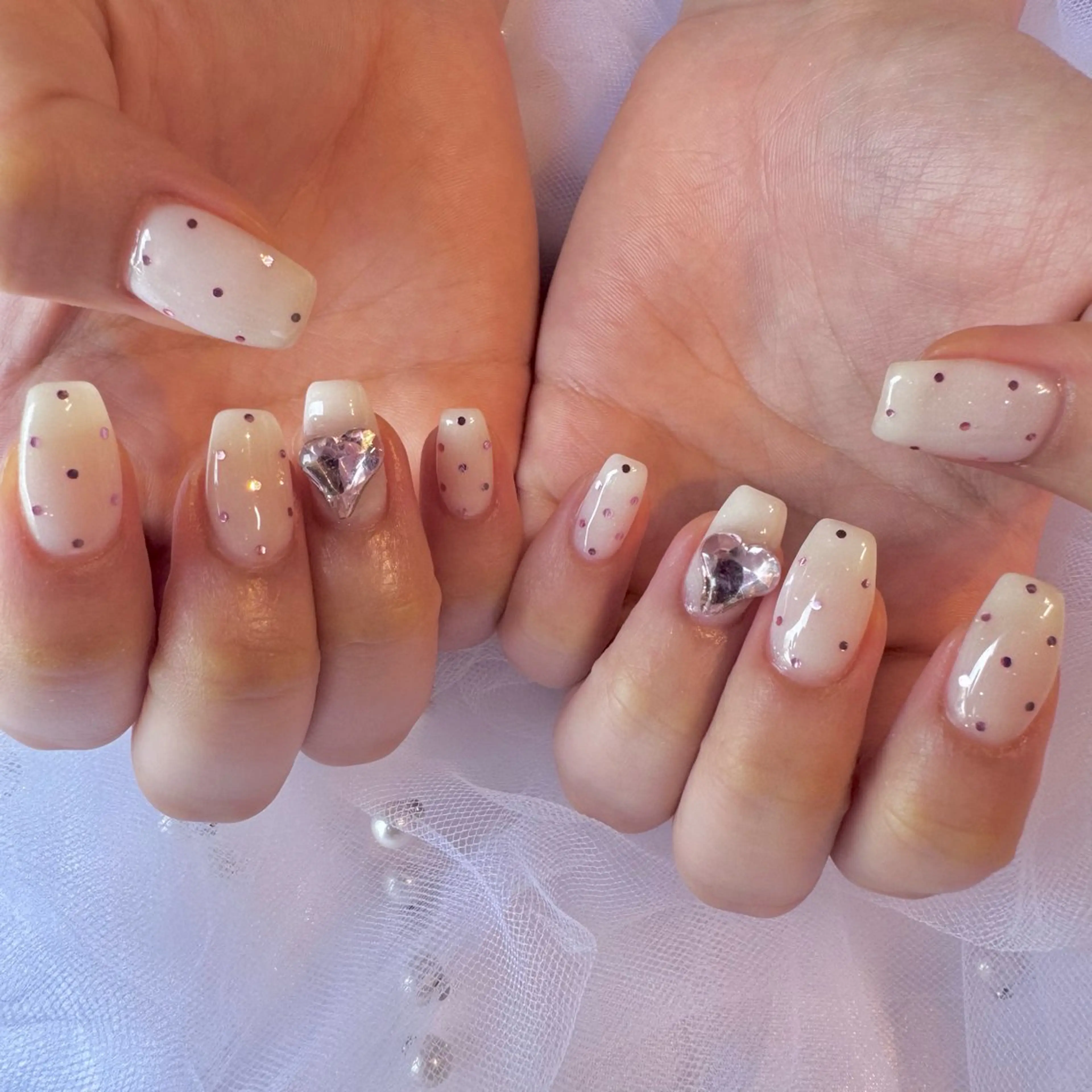 ネイル ドット ハート ハンドネイル nail salon e'mu💐のネイルデザイン