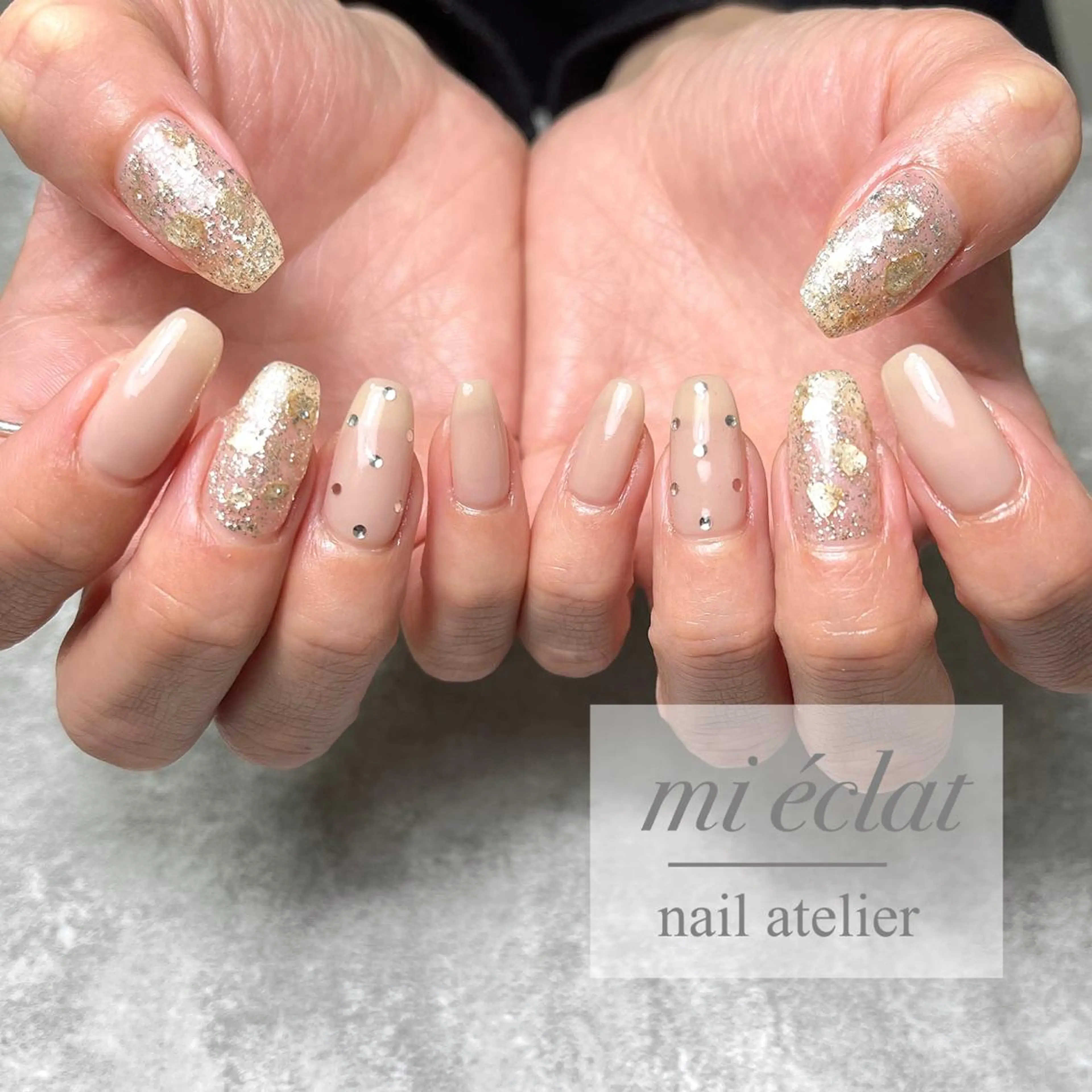 ネイル アートネイル ブラウン 桜ネイル 入学式 フラワーネイル mi éclat ミ　エクラのネイルデザイン