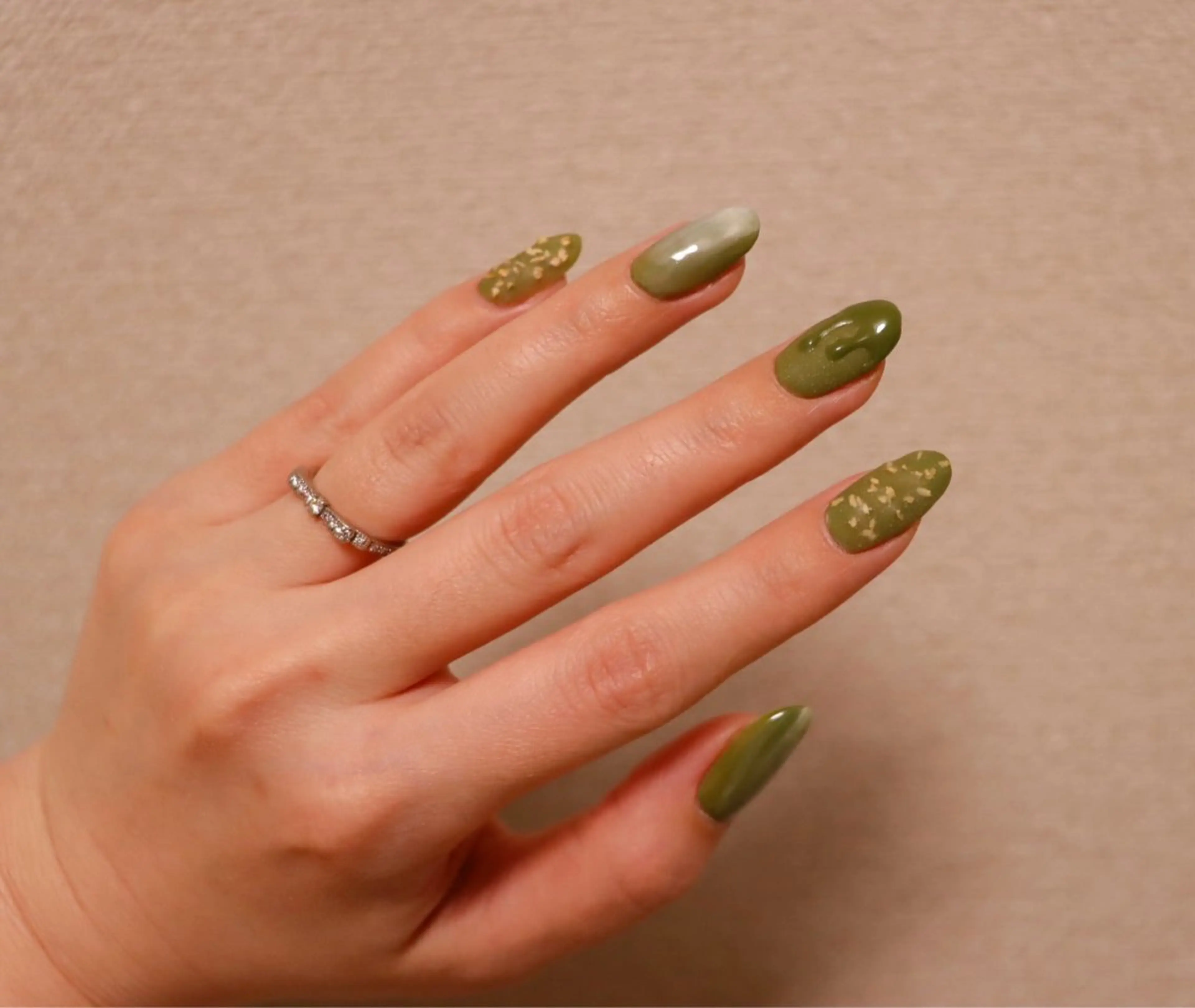 ネイル Earth Total Beauty Salon所属・アース　トータル ビューティサロンのネイルデザイン