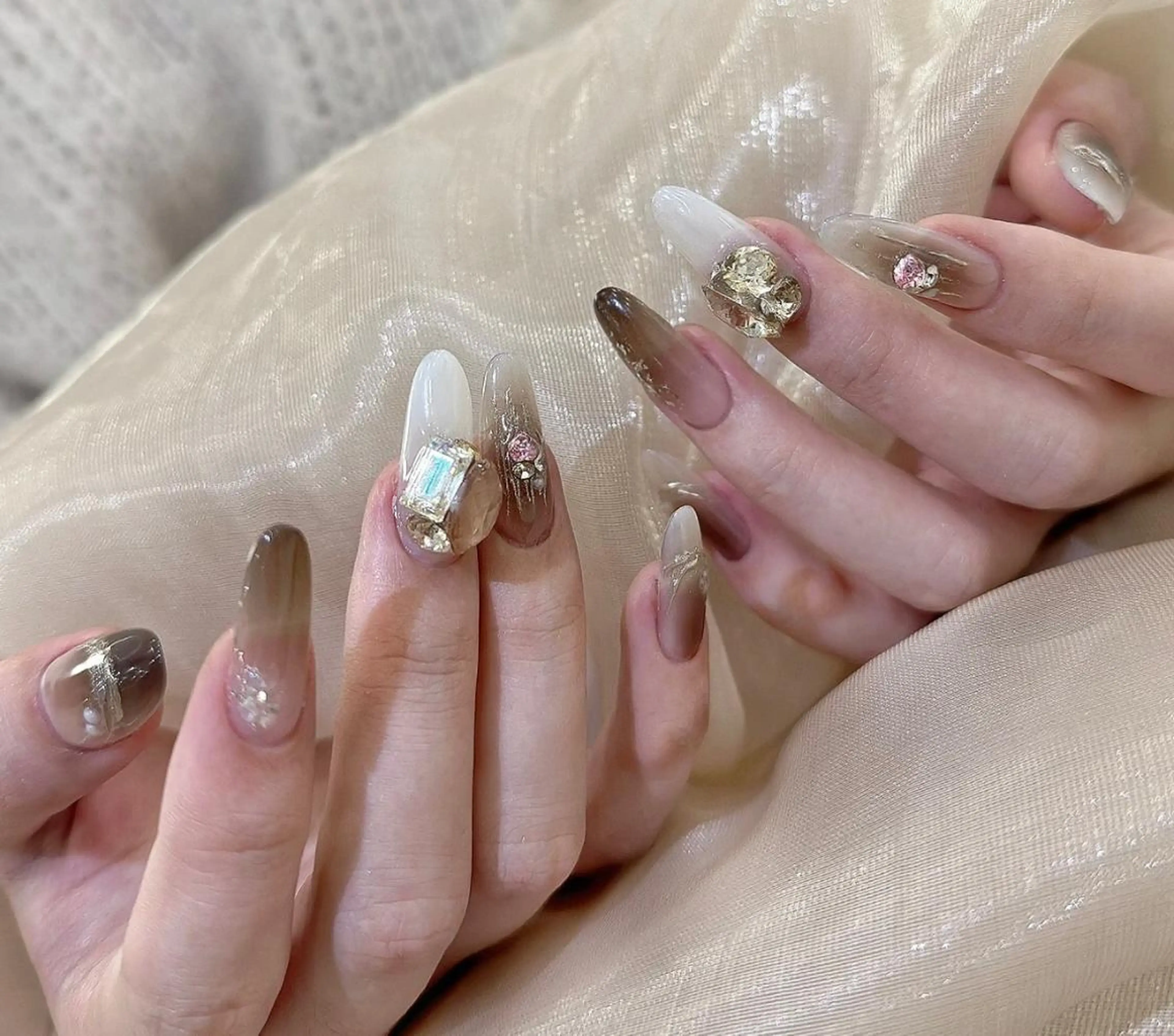 ネイル ハンドネイル リ サのネイルデザイン