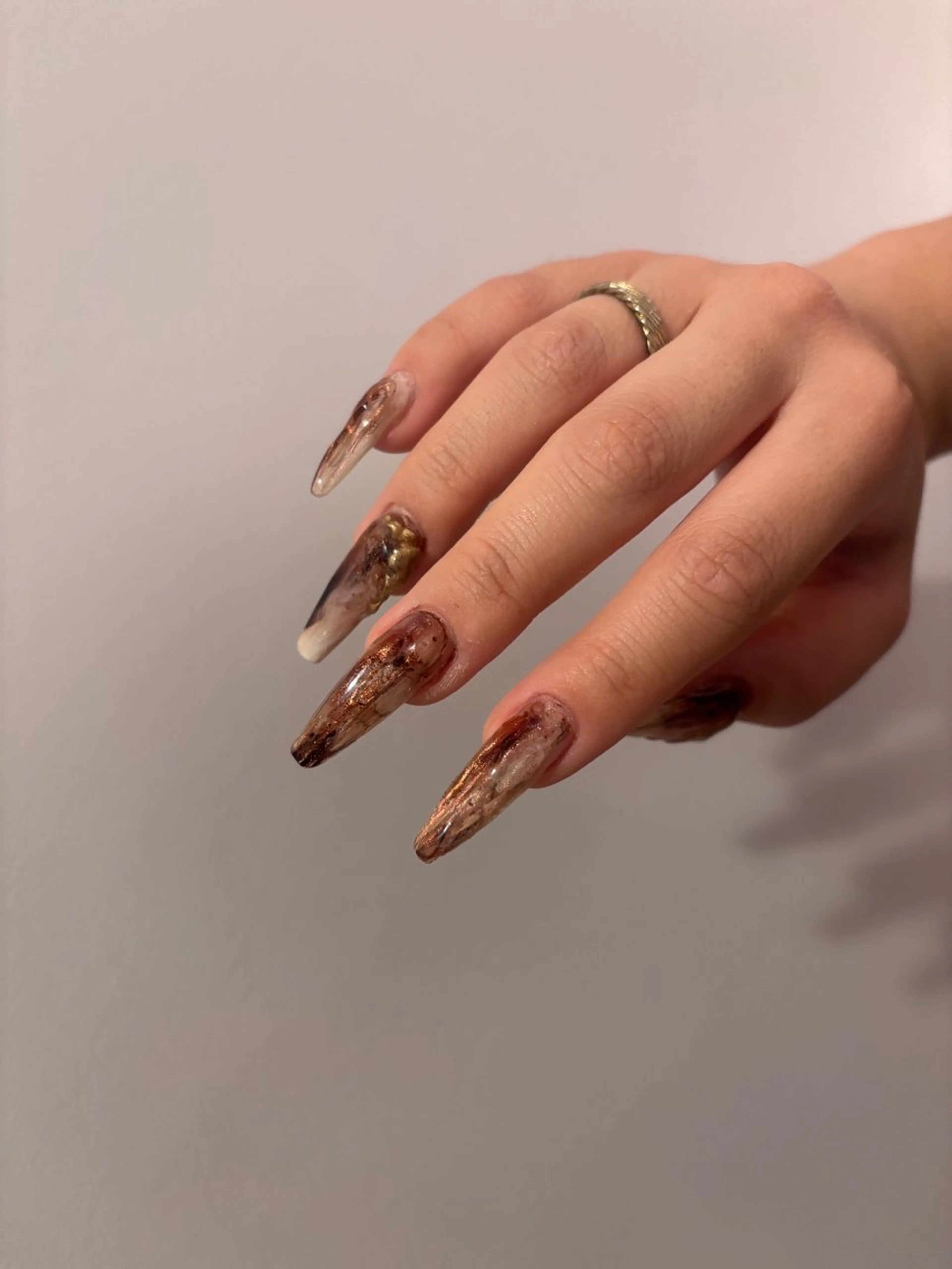 ロング 宮田 結晶のネイルデザイン