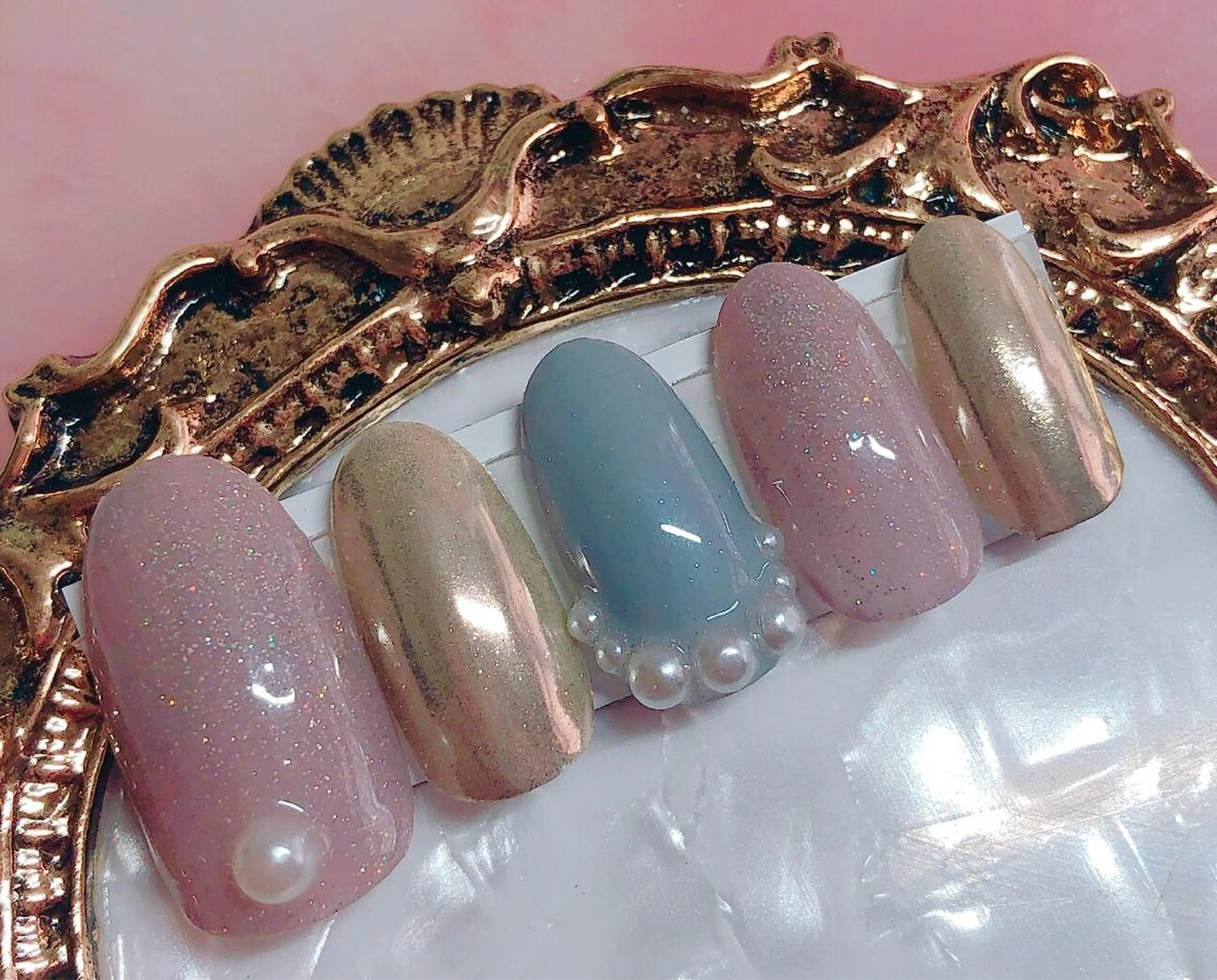 ネイル ハンドネイル CROWN プライベートサロンのネイルデザイン