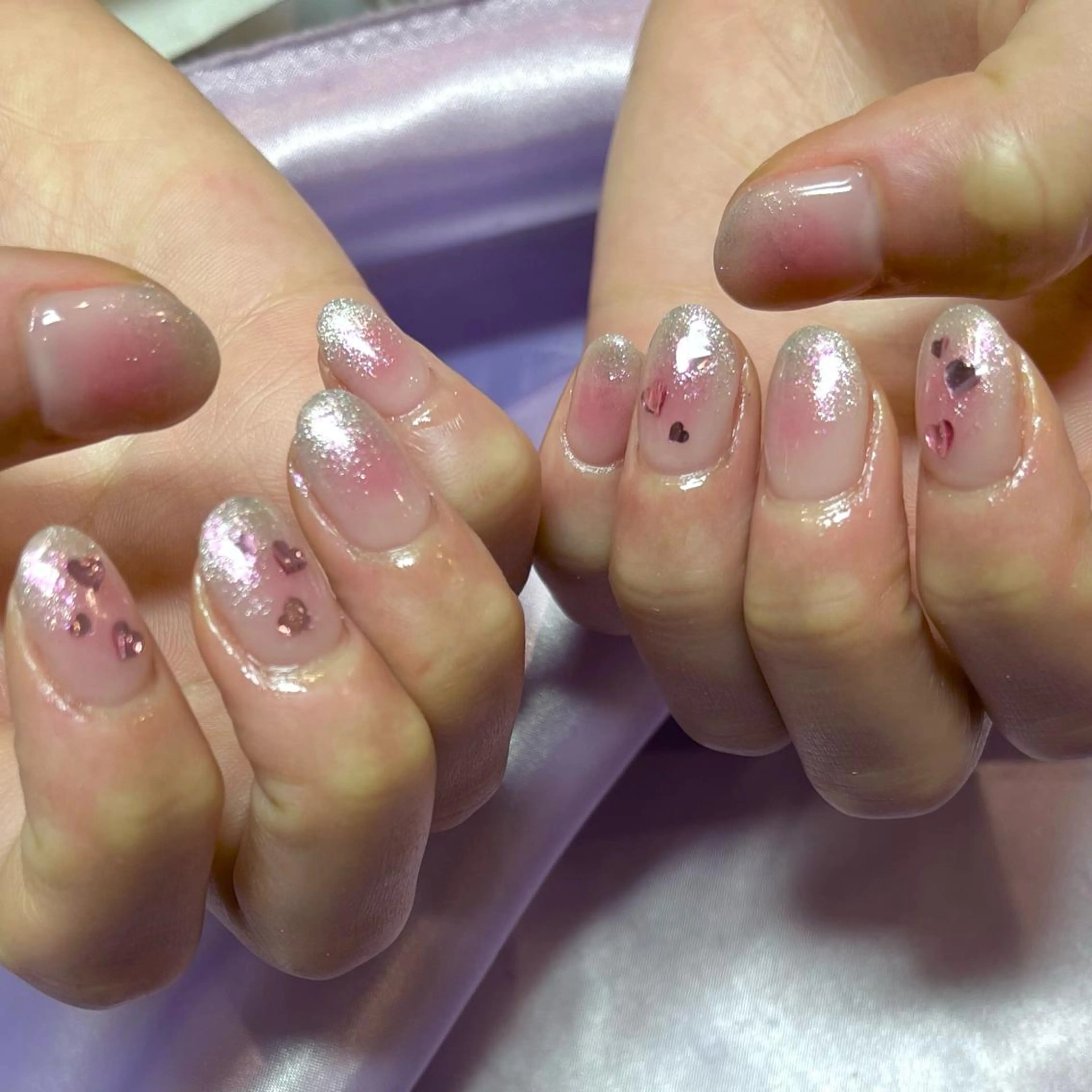 ネイル オーロラネイル チークネイル ガーリー ハート キラキラネイル ハンドネイル para ☀︎ sol by BECK所属・Para Sol nail　Maoのネイルデザイン