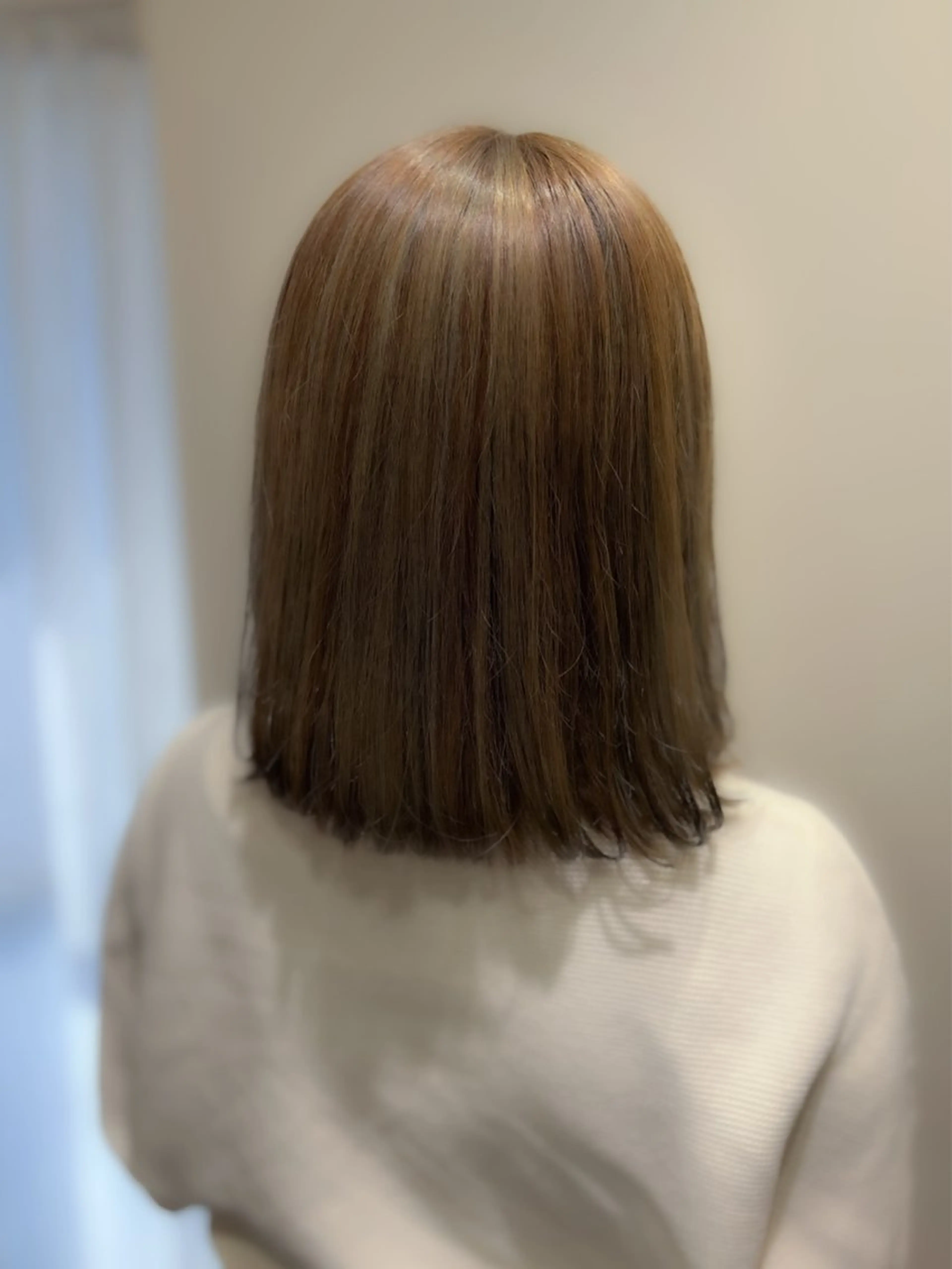 ミディアム カラー ベージュカラー ハイライトカラー オリーブベージュ ハイライト ducha所属・DUCHA Tomida naoのヘアスタイル