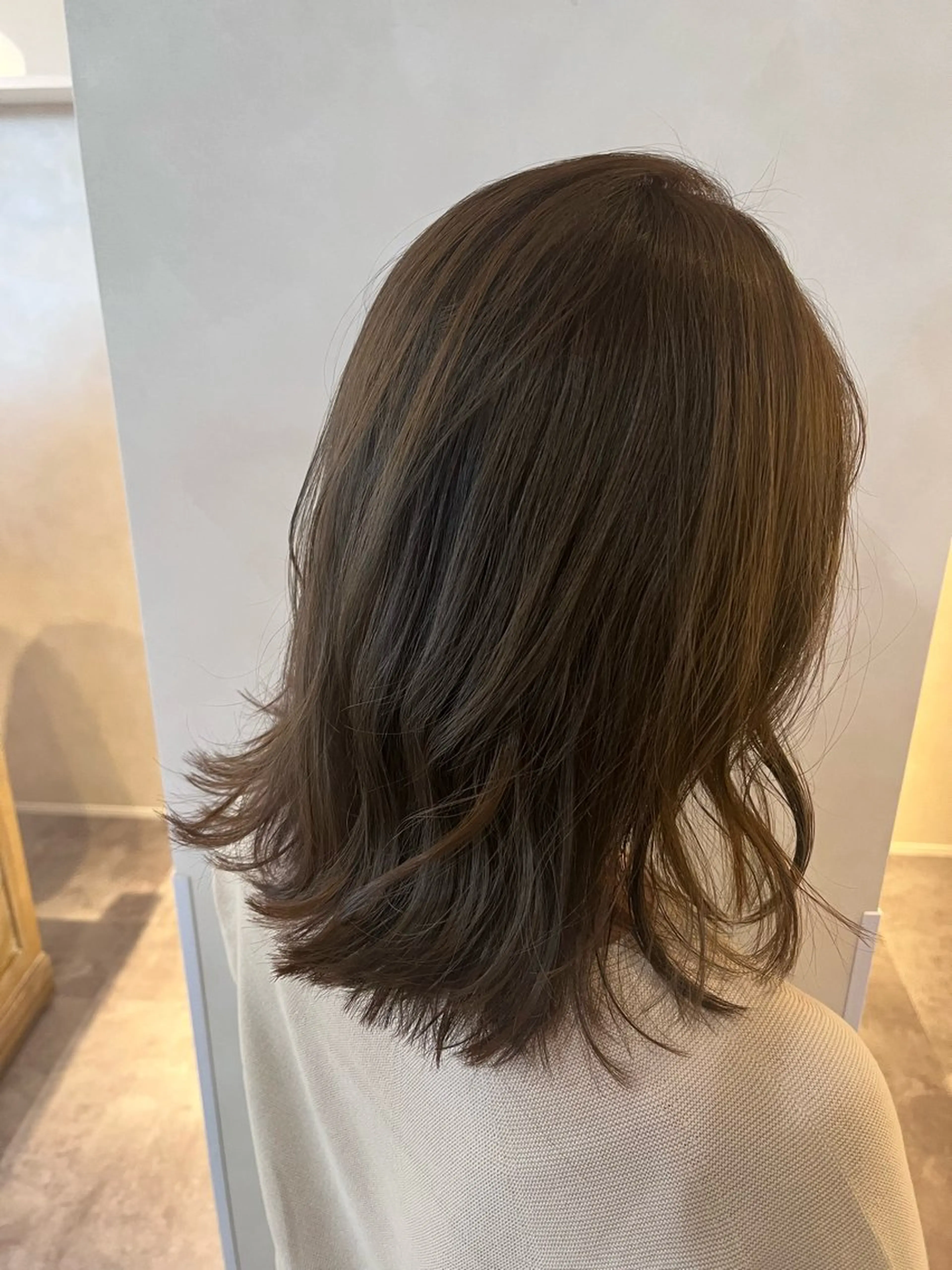 セミロング カット ヘアカラー AVANCE.西宮北口所属・AVANCE. 古川楓のヘアスタイル