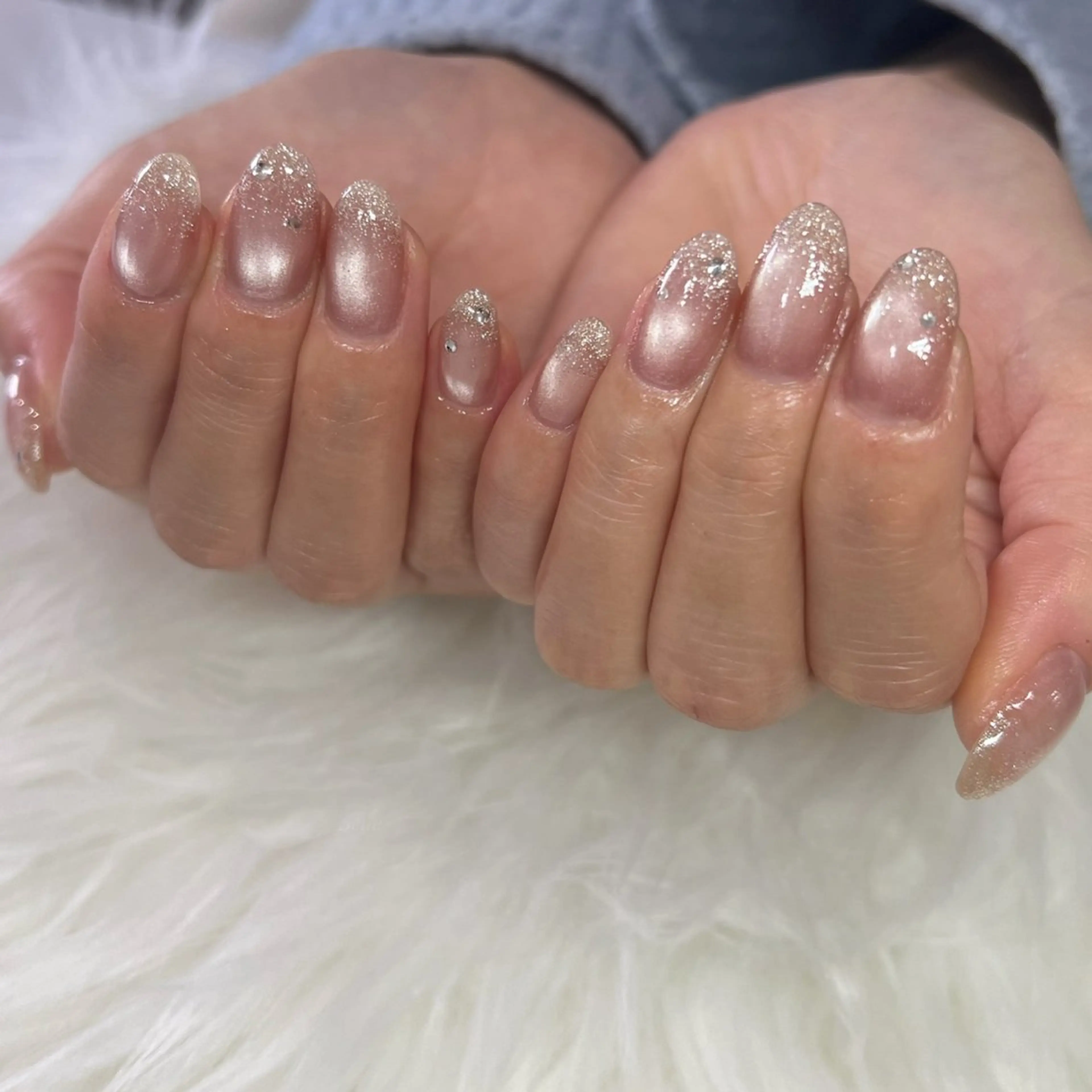 カラー グラデーションカラー ハンドネイル 透明感ネイル ｜mahiru.のネイルデザイン