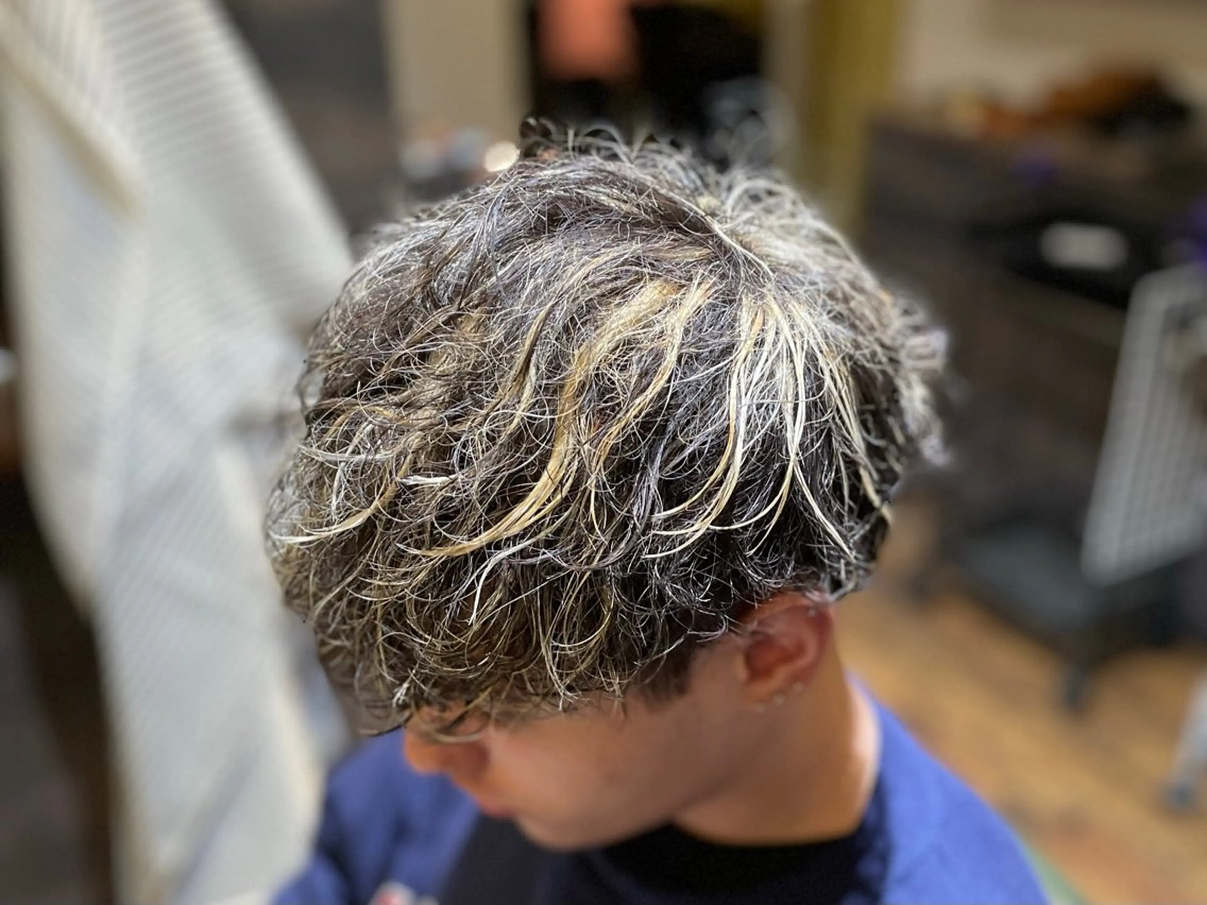 カラー メンズ LoRE hair coordinate 京都駅前店所属・島田 龍生のヘアスタイル