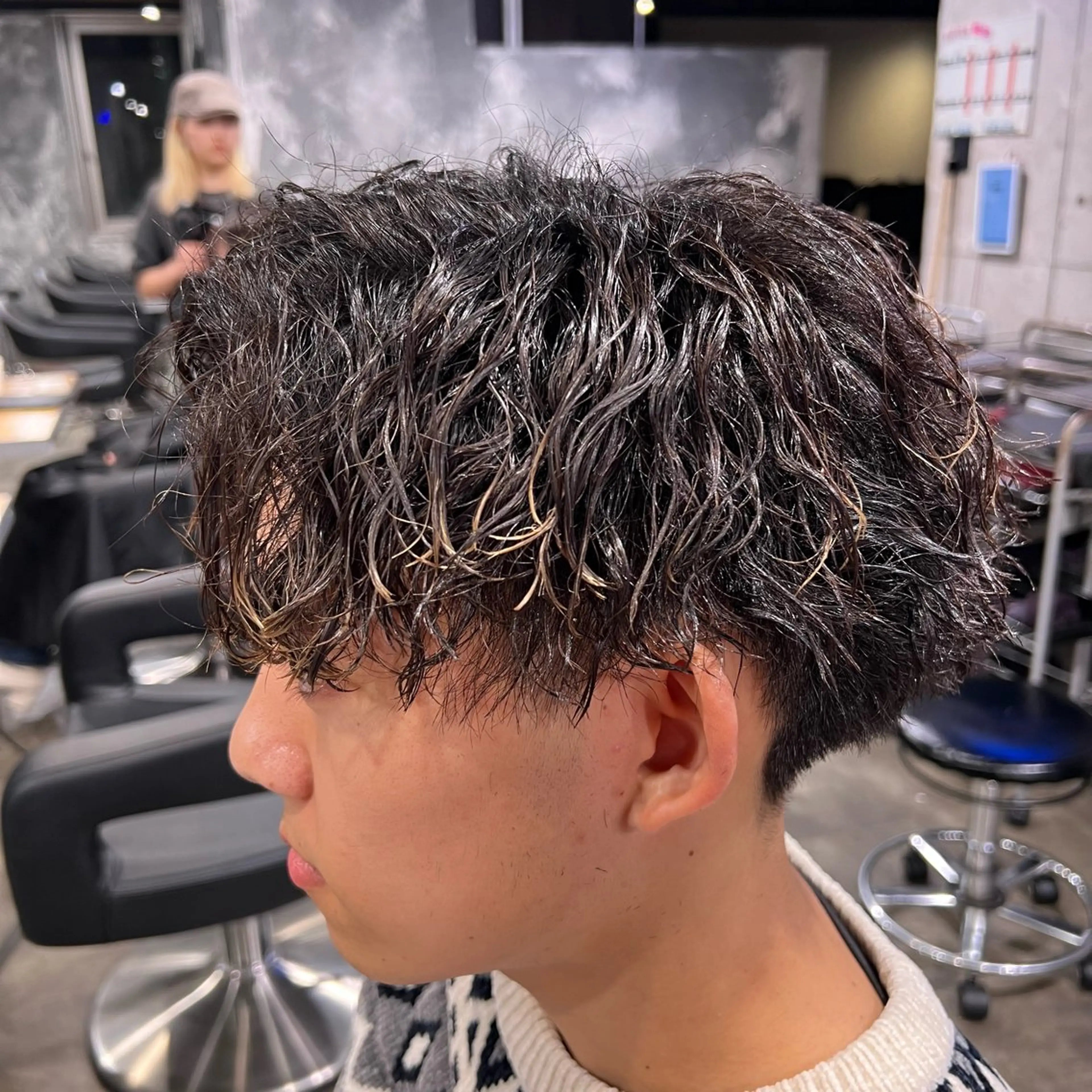 ショート カラー パーマ ヘアアレンジ メンズ キッズ アップバング センターパート メンズハイライト マッシュ メンズパーマ 🔷横浜1のパーマ 職人🔷将太郎のヘアスタイル