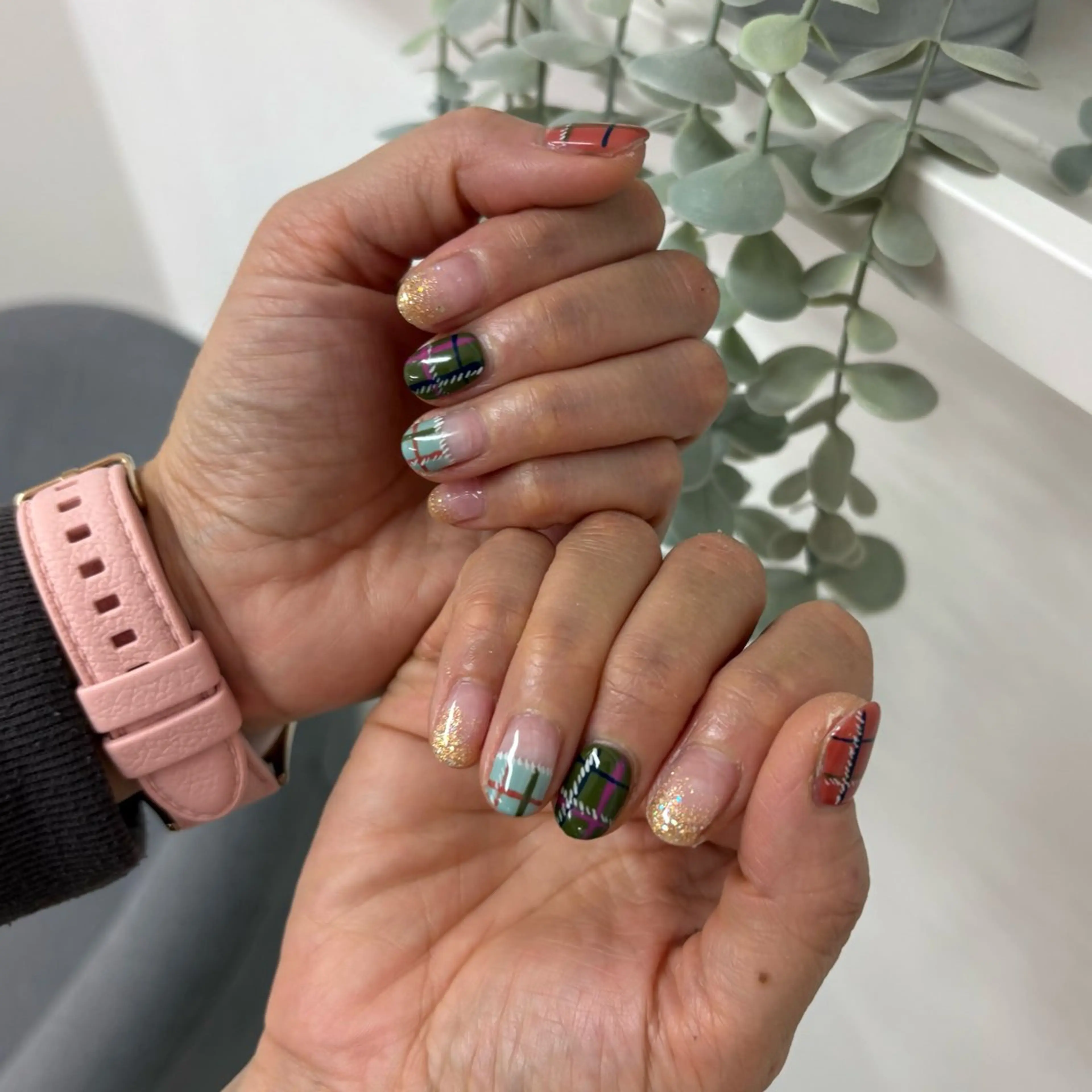 ネイル ハンドネイル リリーズネイル 伊藤のネイルデザイン