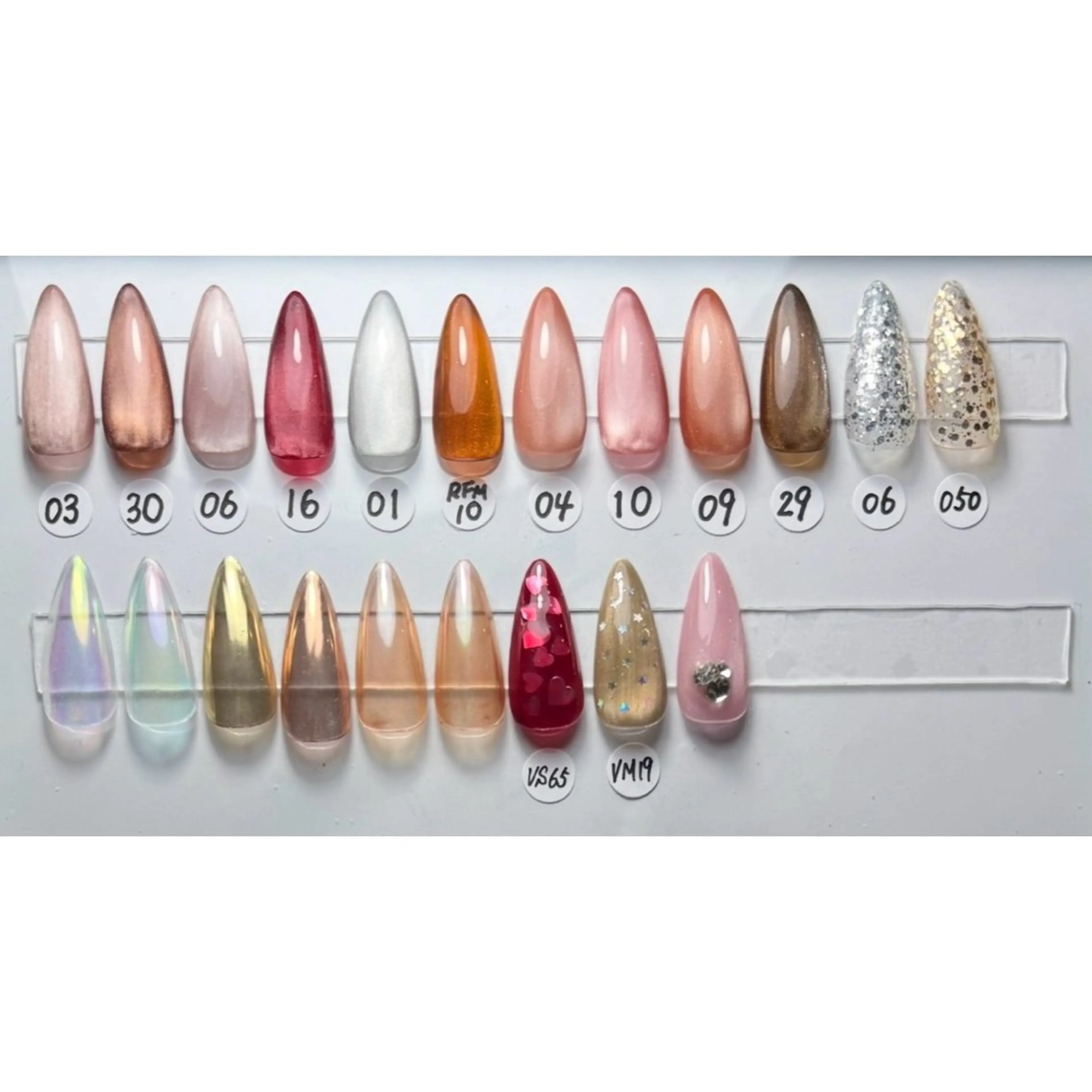 ネイル WHITE NAIL 鳳店AYUMIのネイルデザイン