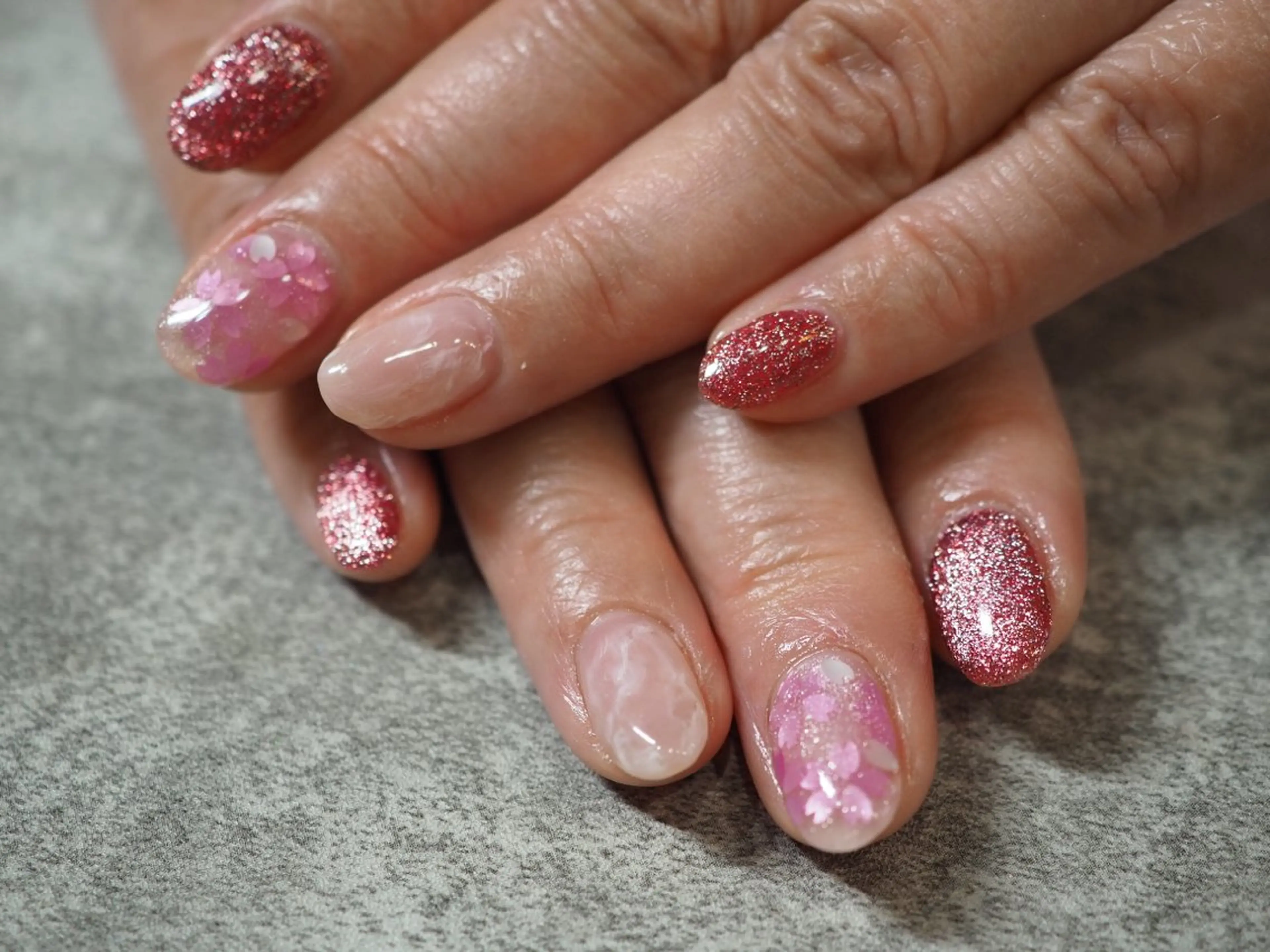 ネイル アートネイル チークネイル フラッシュネイル フットネイル フレンチネイル glaNje shioriのネイルデザイン