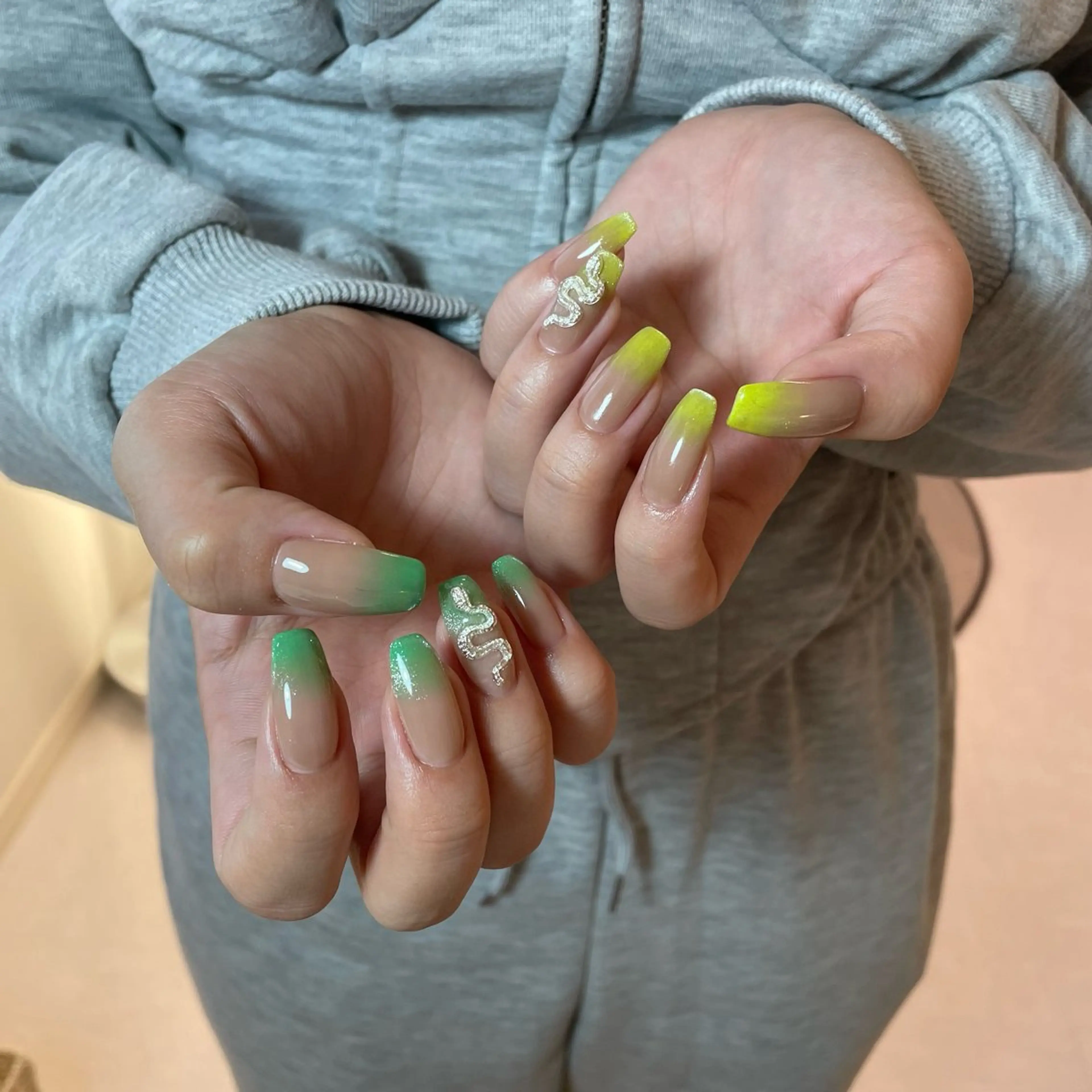 ネイル Ami 🦥のネイルデザイン