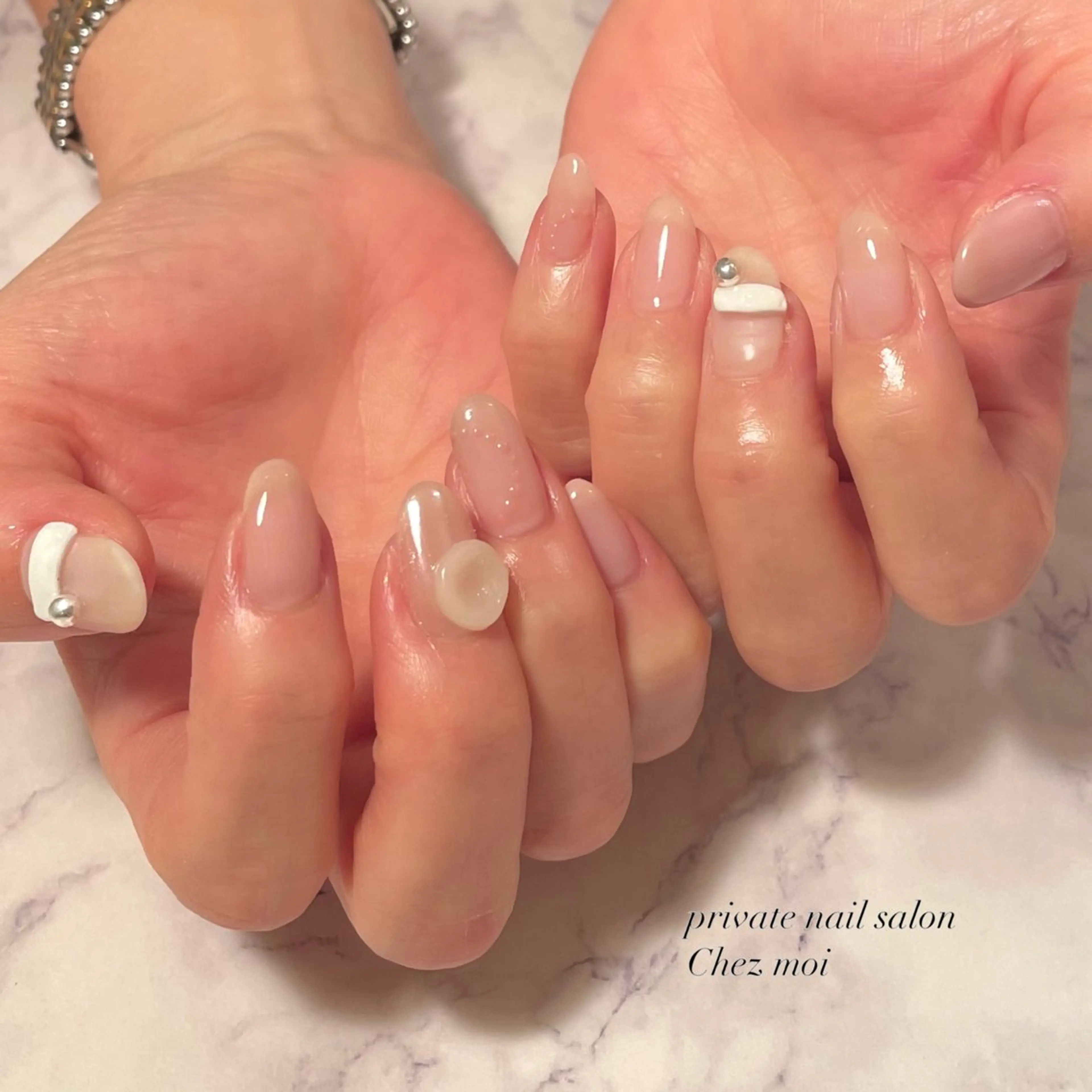 ネイル KOMINE TOMOKOのネイルデザイン