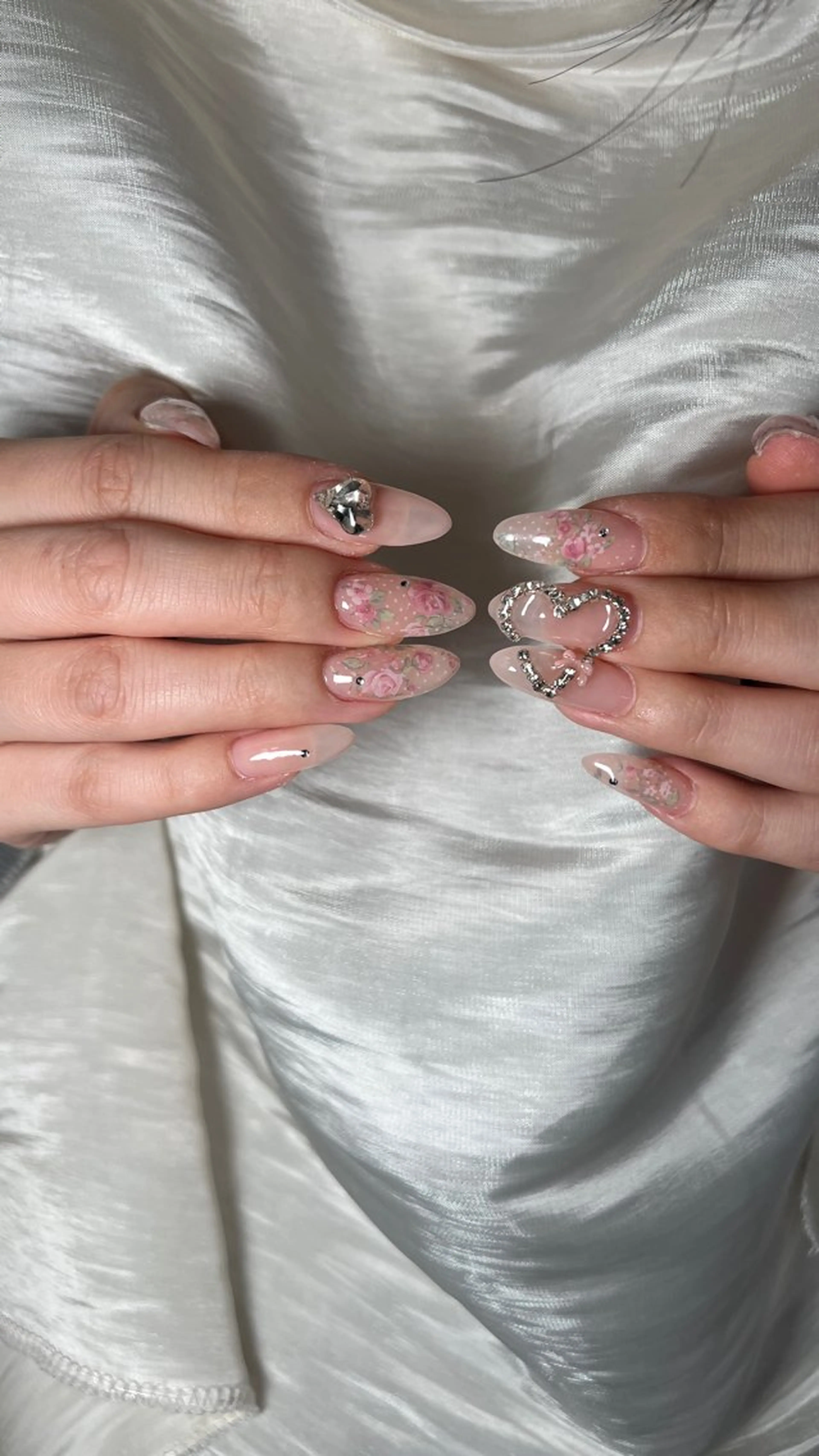 ネイル ネイリスト シンのネイルデザイン