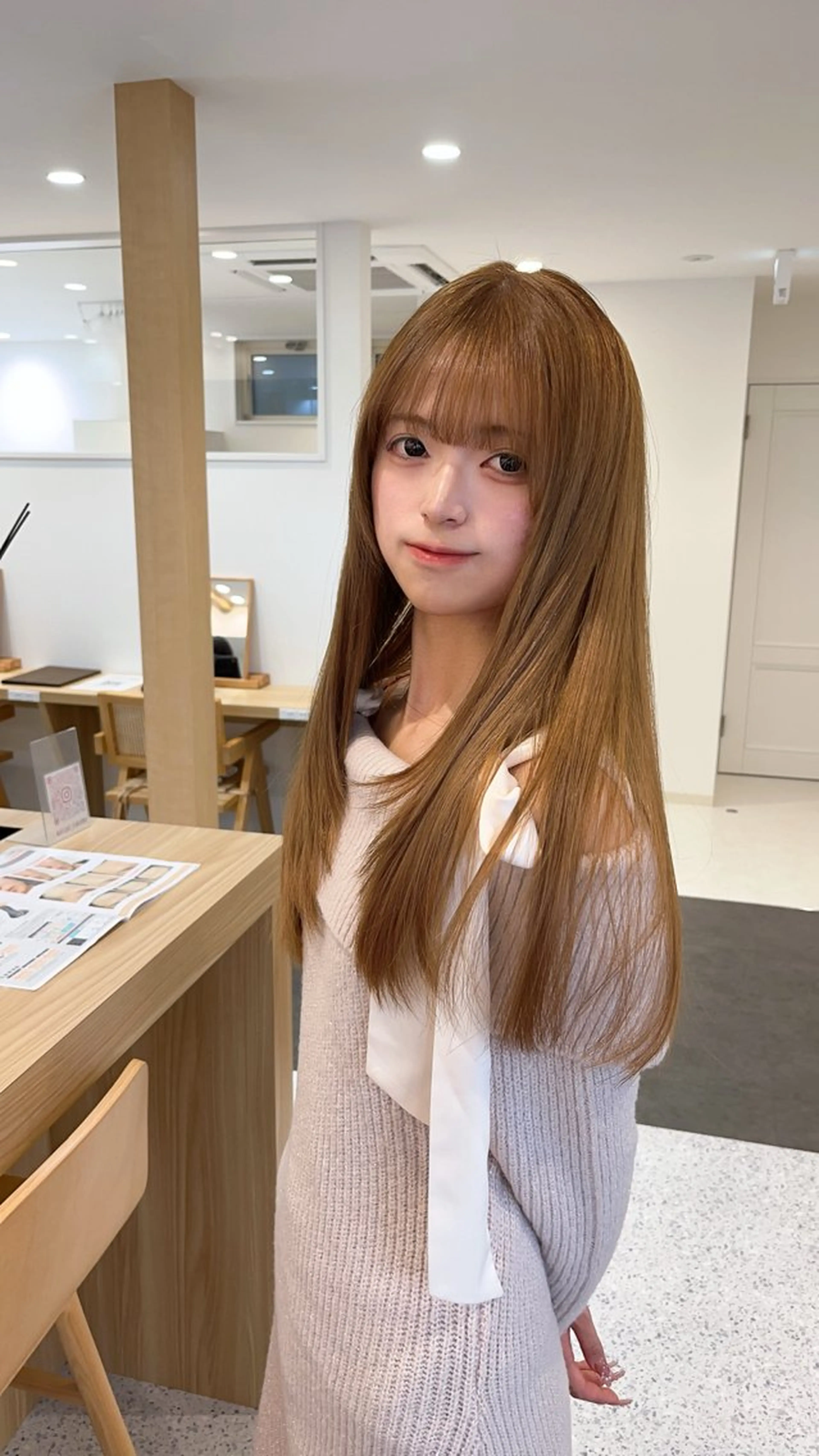 ロング カラー MIZUKI🫧ྀི 韓国ヘアAFLOATのヘアスタイル