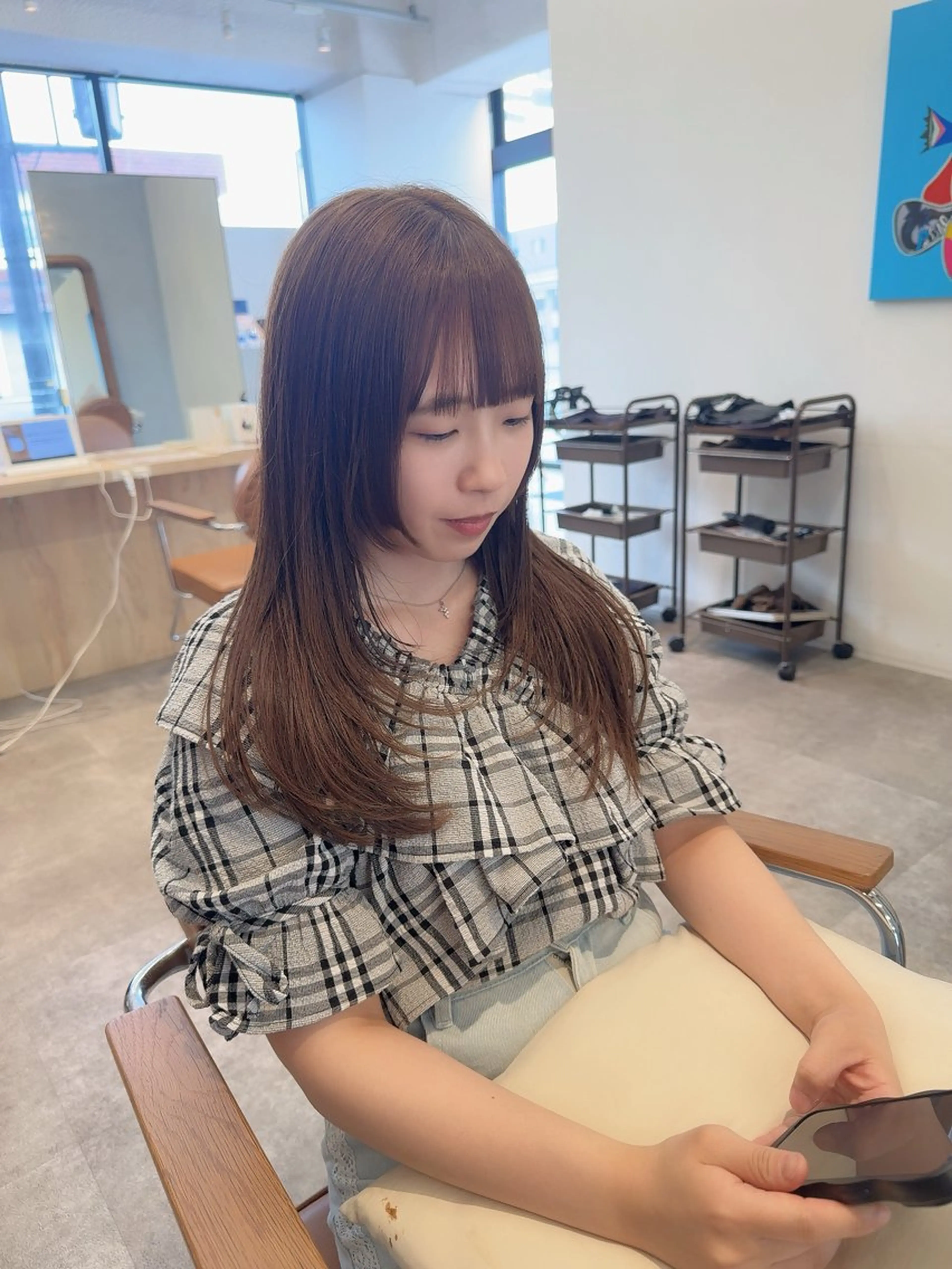 セミロング カラー ベージュカラー ブリーチ ダブルカラー ミルクティーベージュ ブリーチなしカラー ヘアカラー トリートメント オスズ 🎀´-のヘアスタイル