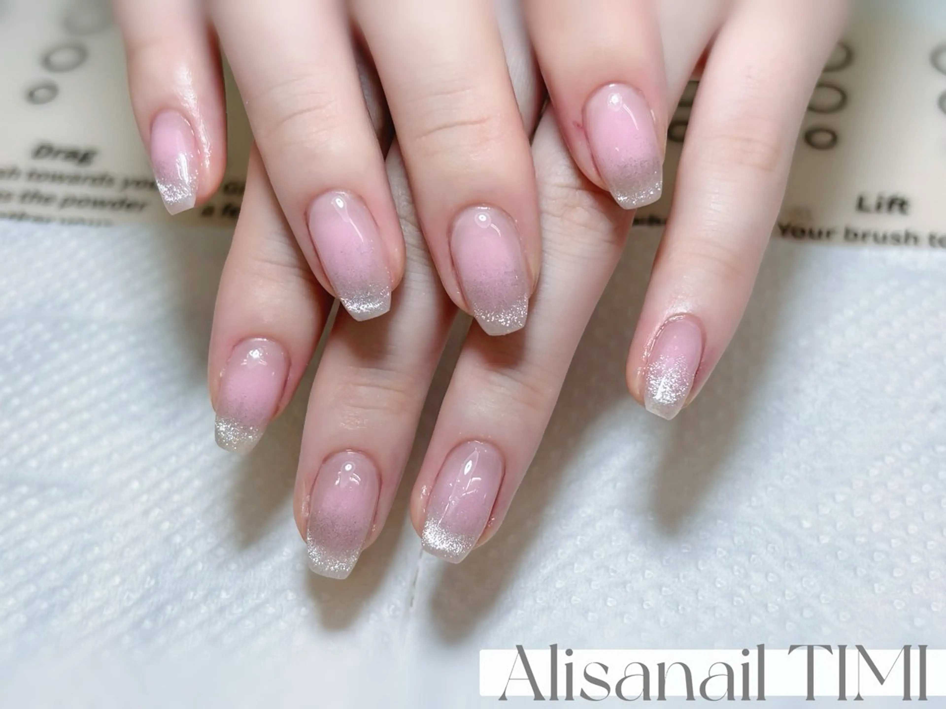 ネイル チークネイル フレンチネイル マグネットネイル マグネットフレンチ ハンドネイル Alisa nail Timiのネイルデザイン