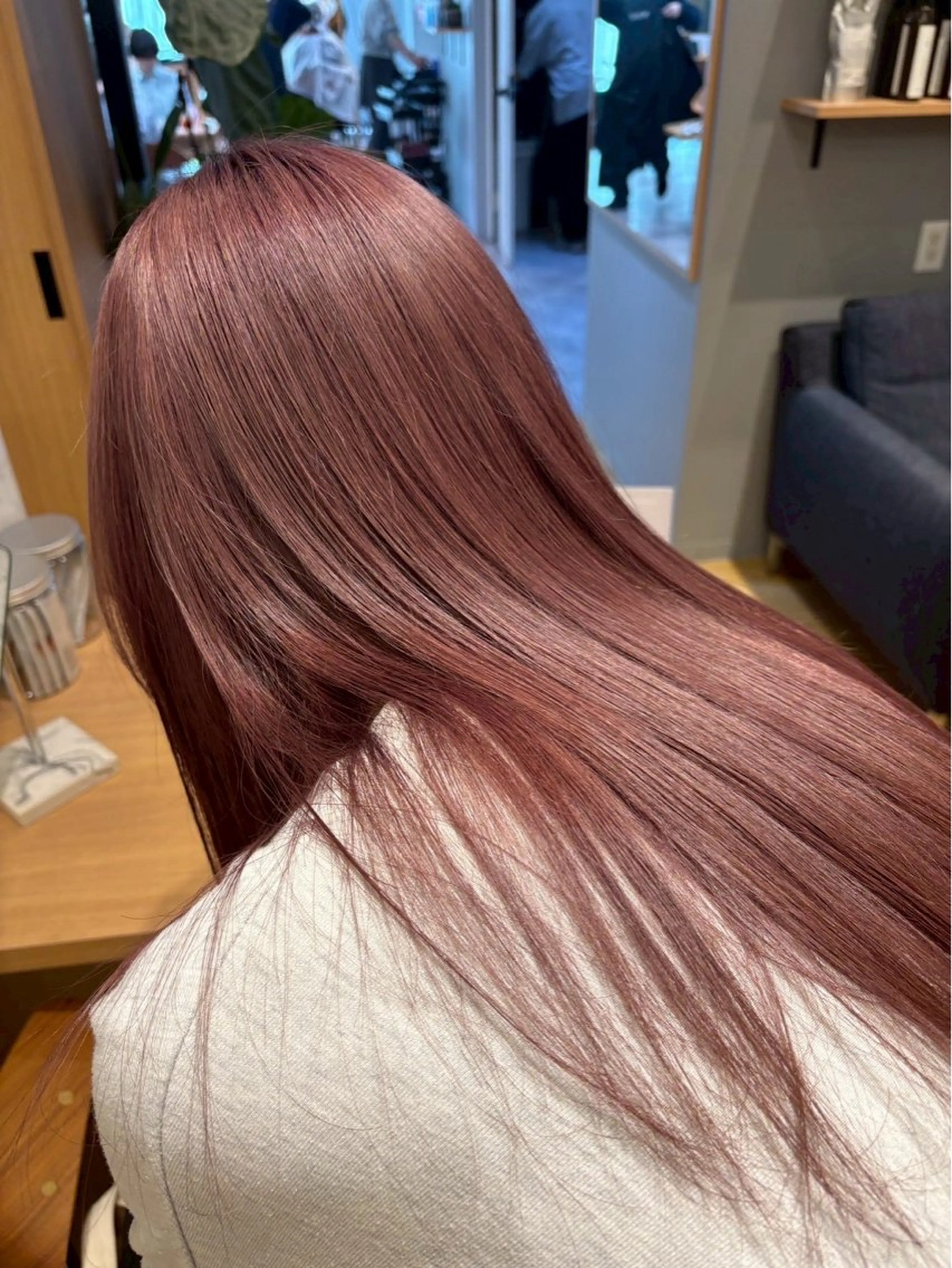 カラー ヘアカラー 吉田 莉子のヘアスタイル