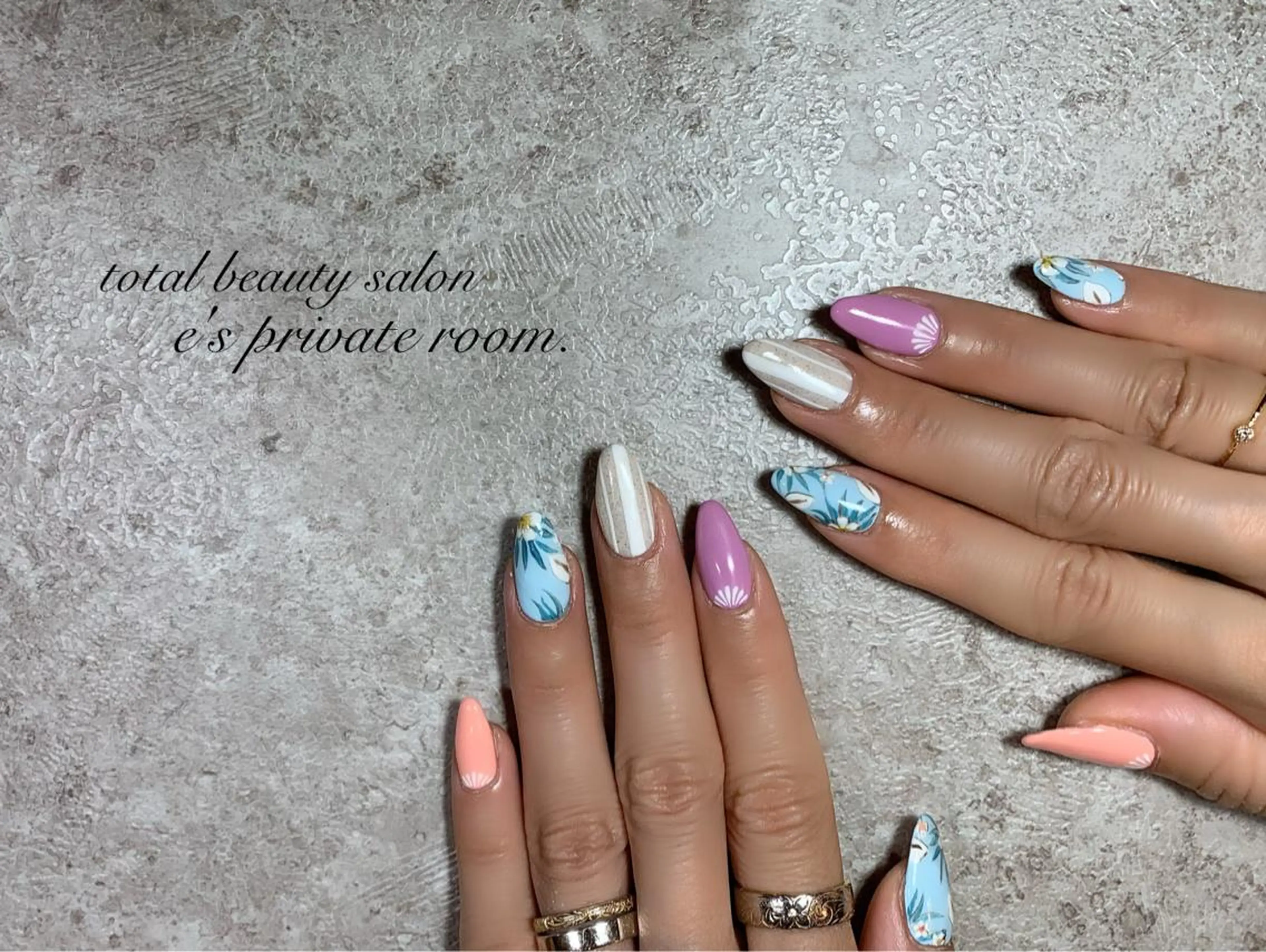 ネイル LAVISH nail salonのネイルデザイン