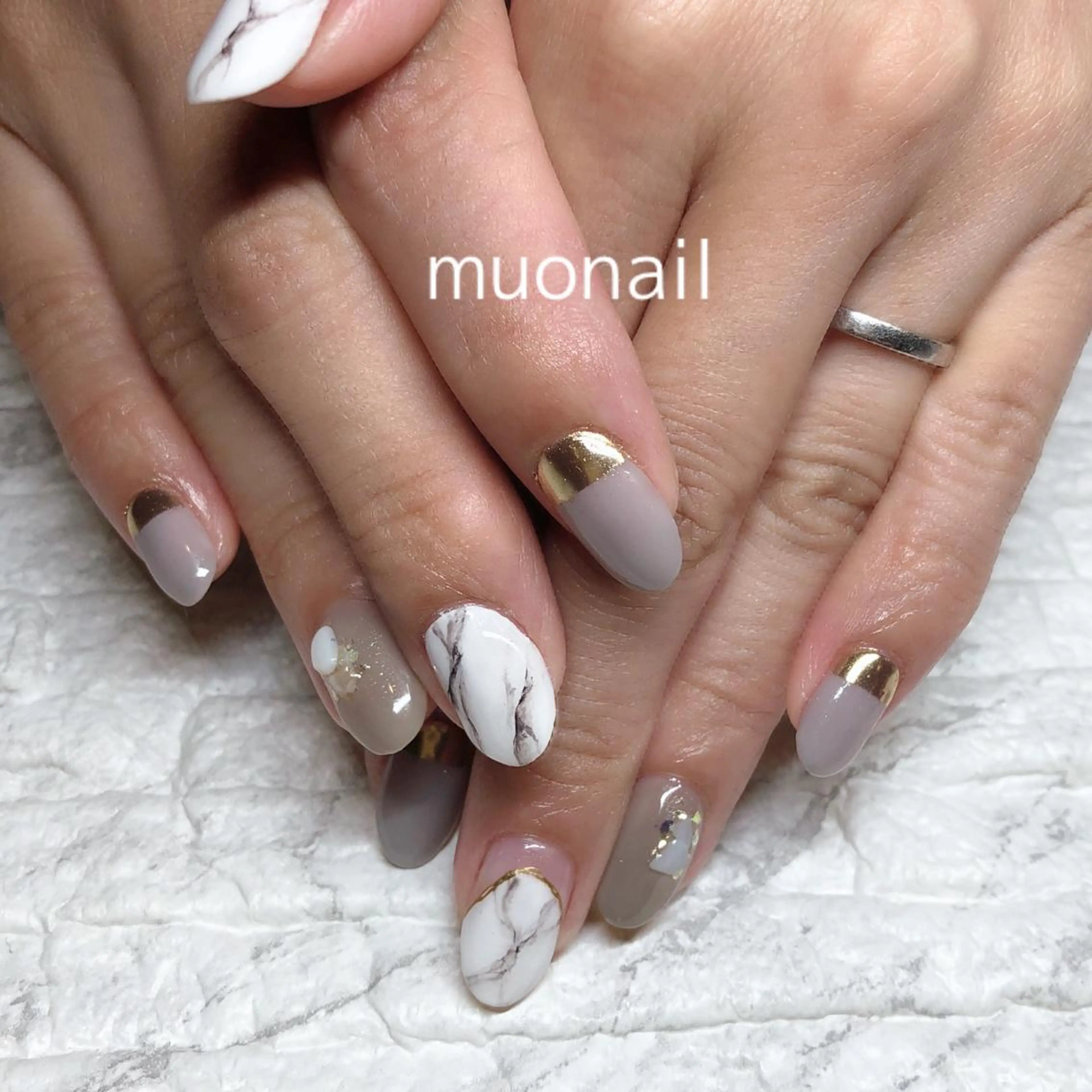 ネイル 大理石ネイル(マーブル) ミラーネイル Sand by muoのネイルデザイン