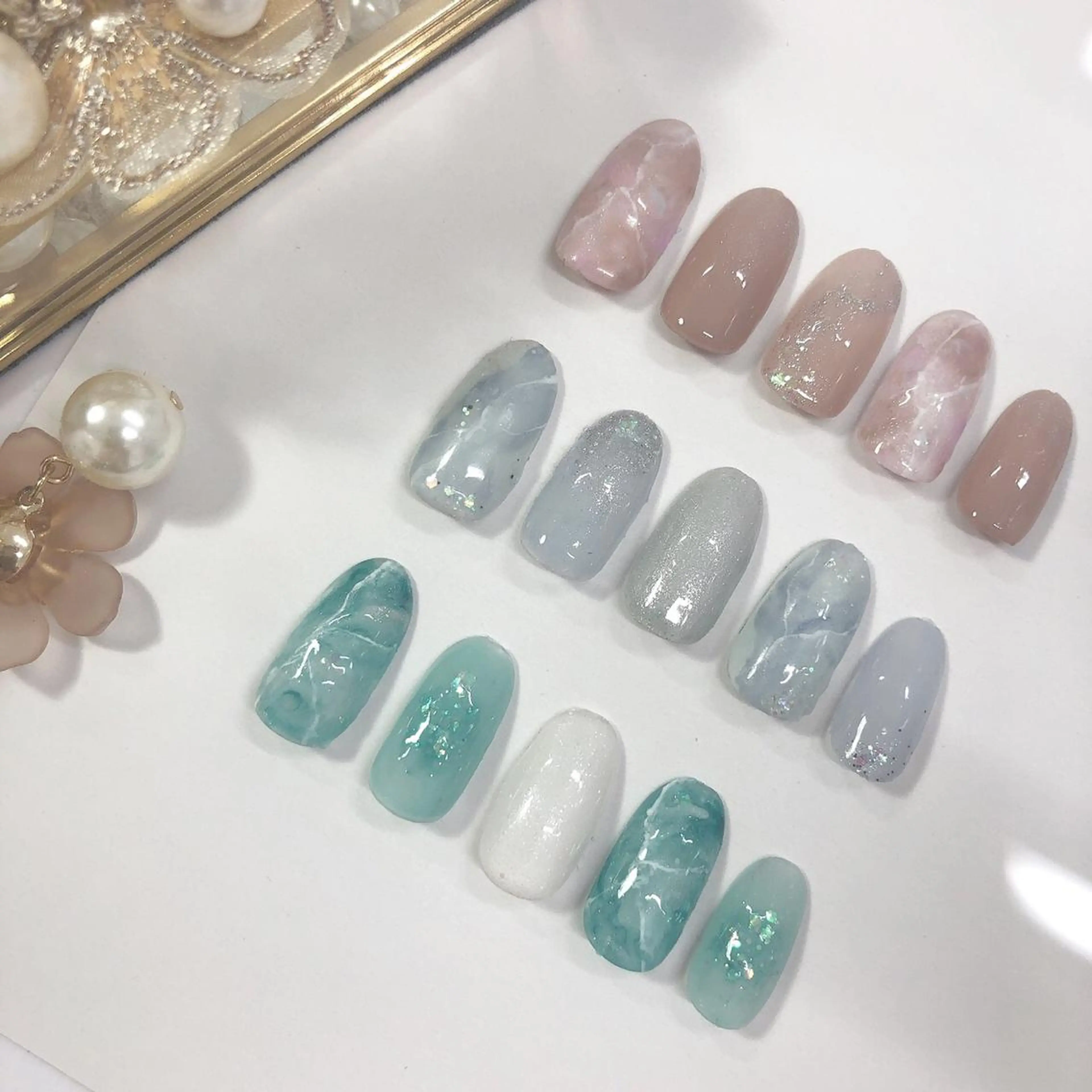 ネイル 長さ出し フットネイル ジェルネイル ラメ(グリッター) ラメグラデーション private EMILIA/横浜のネイルデザイン