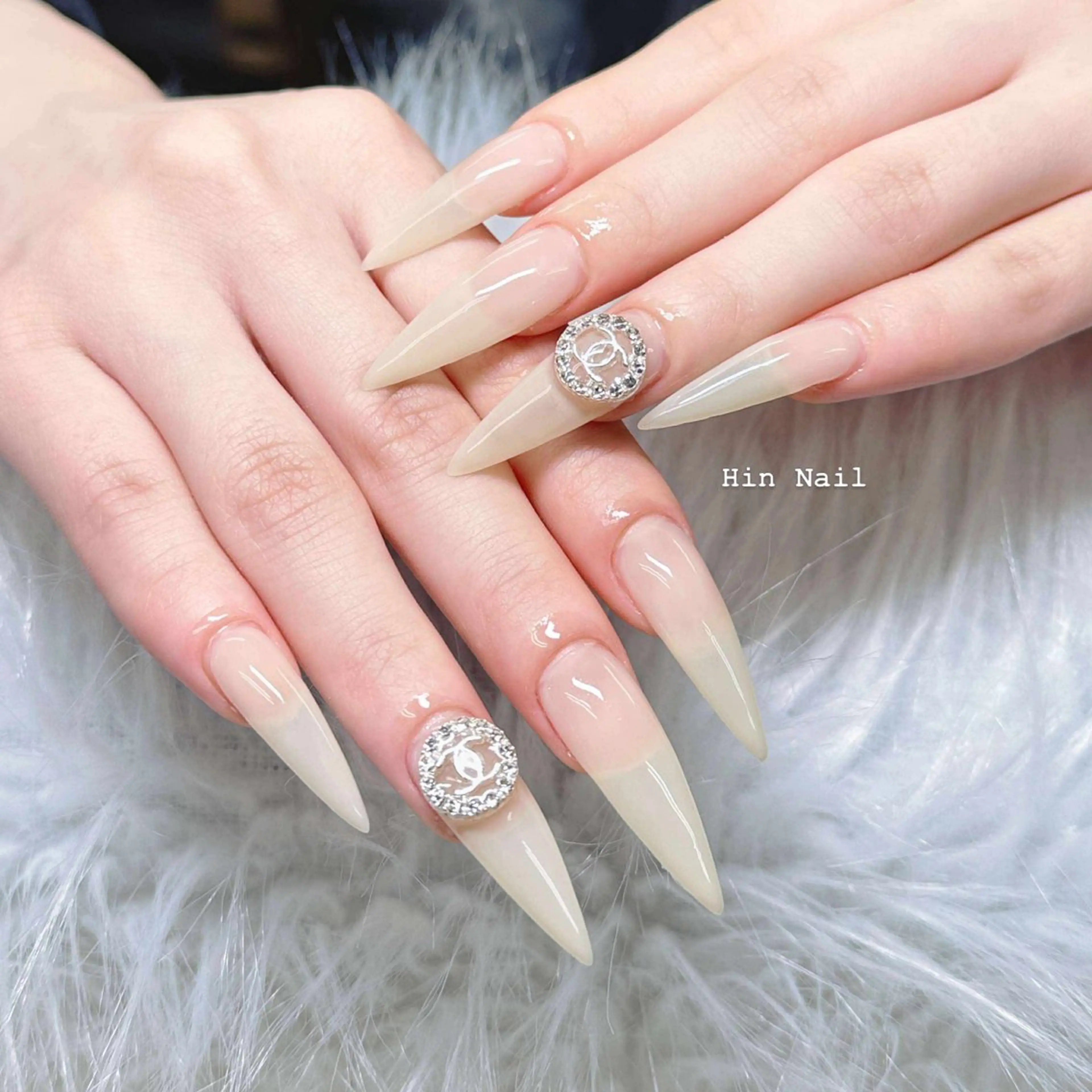 ネイル ハンドネイル HIN NAILのネイルデザイン