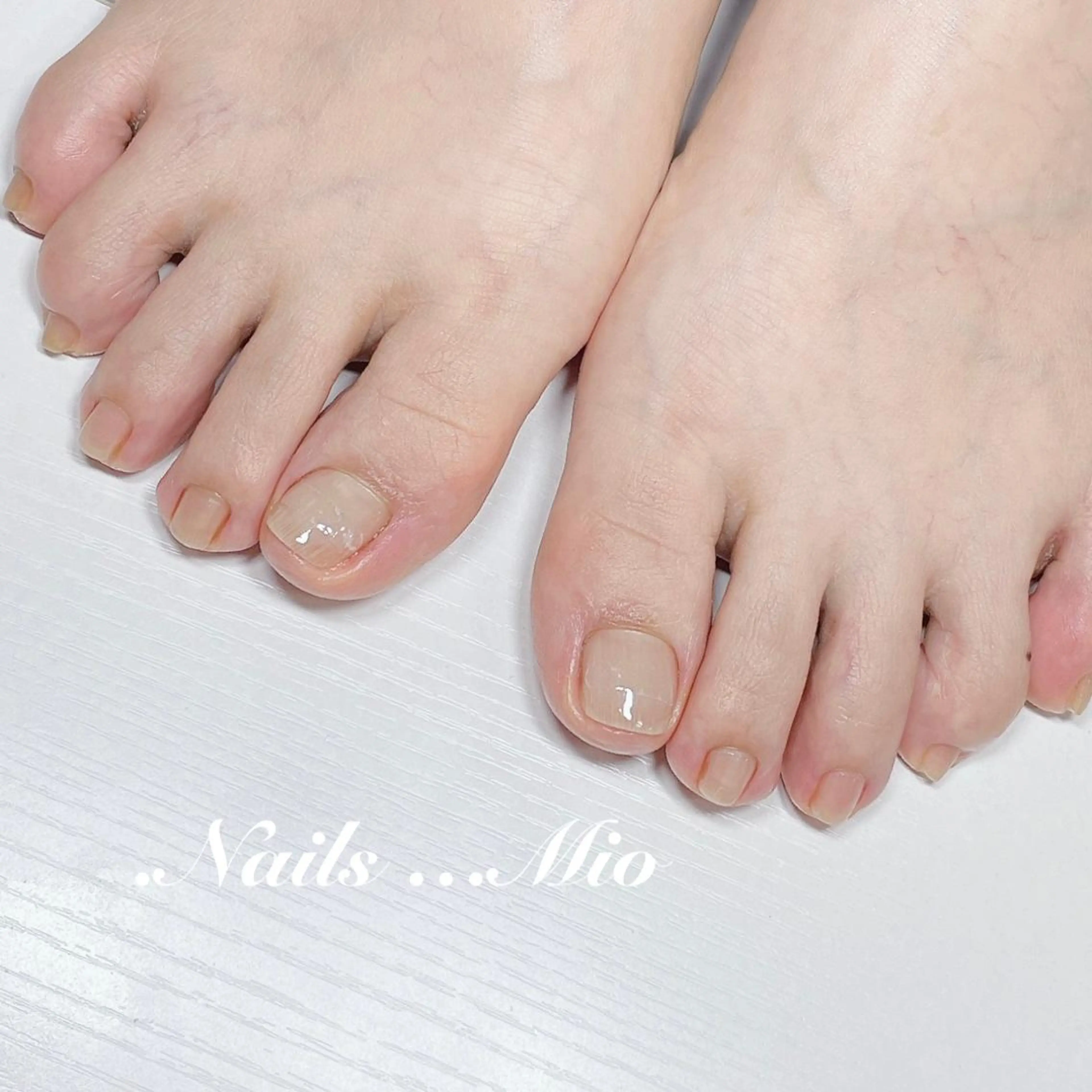 ネイル フットネイル フットネイル .Nails Mio 赤羽西ネイルサロンのネイルデザイン