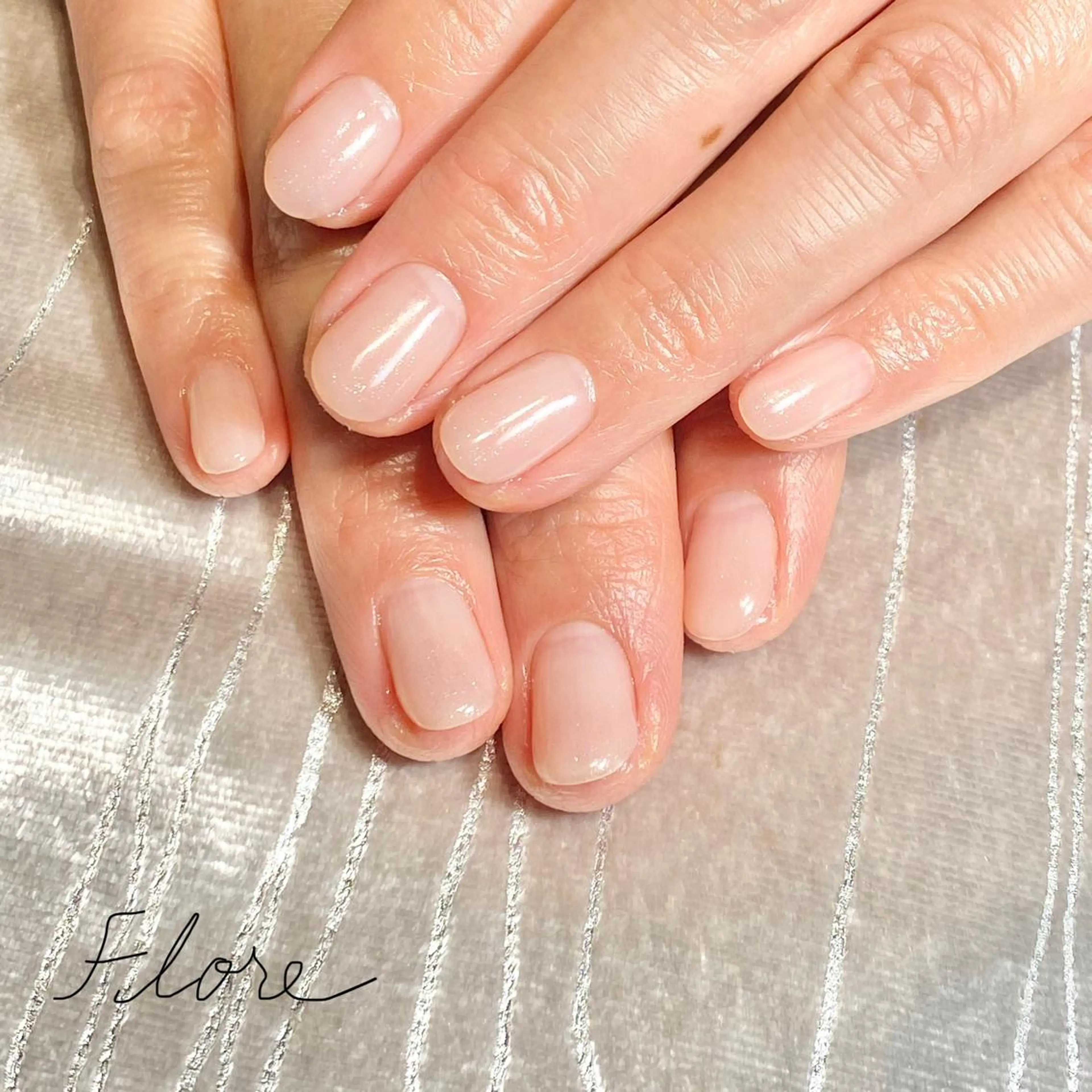 ネイル Flore (フロール)の眉毛・アイブロウイメージ