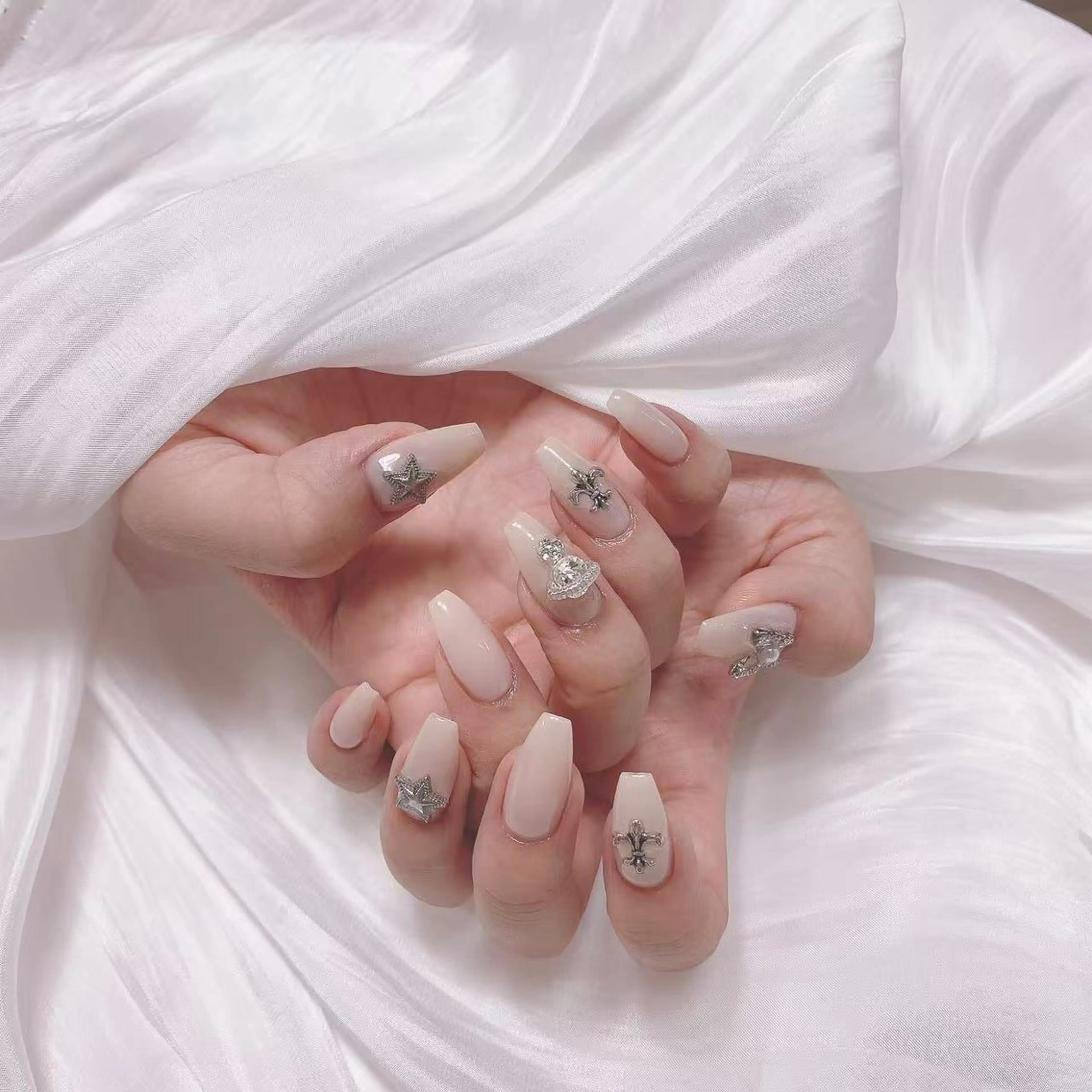 ネイル ジョリ kasumi🌹💅のネイルデザイン