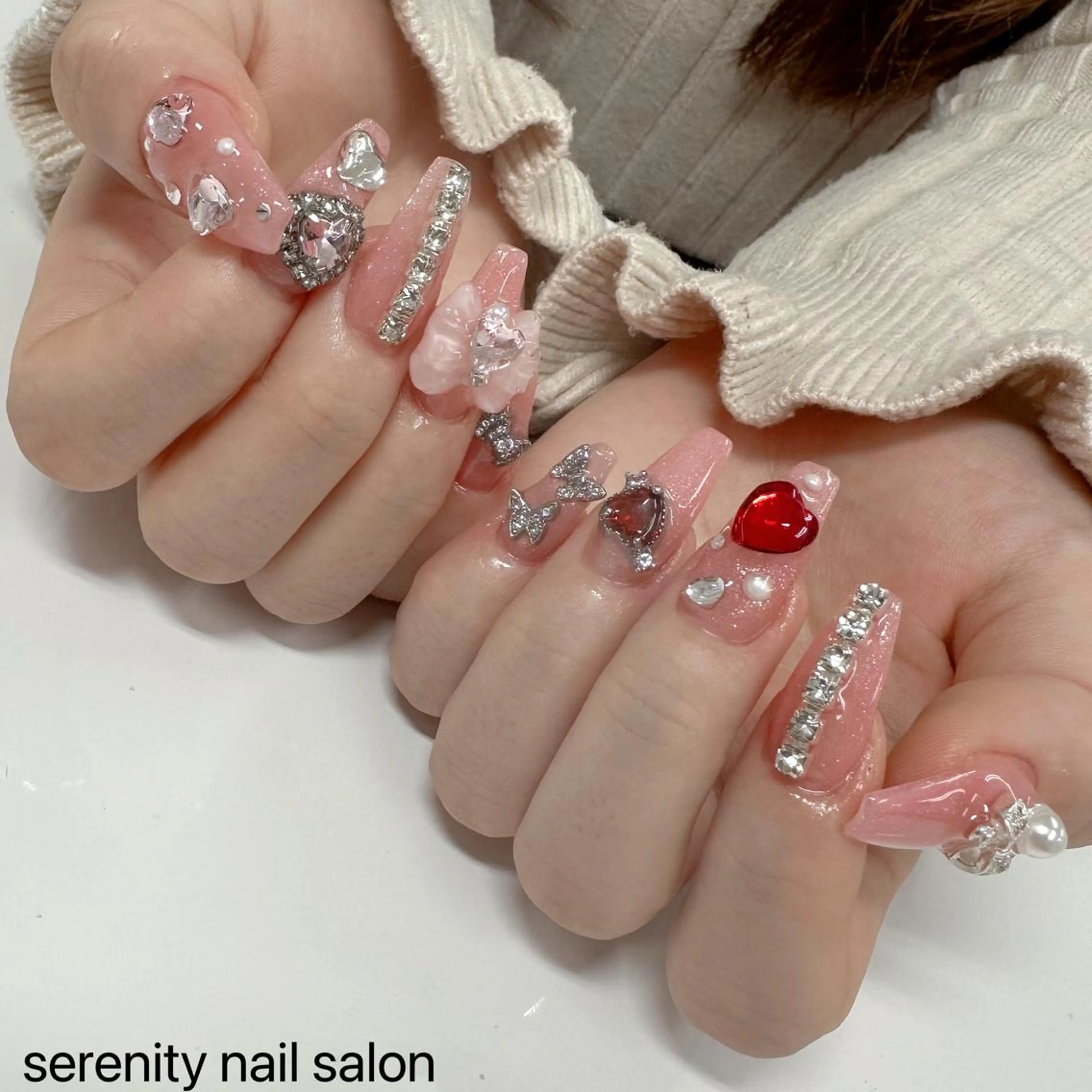 ネイル ハンドネイル ハンドケア ✨Serenity Nail salonのネイルデザイン