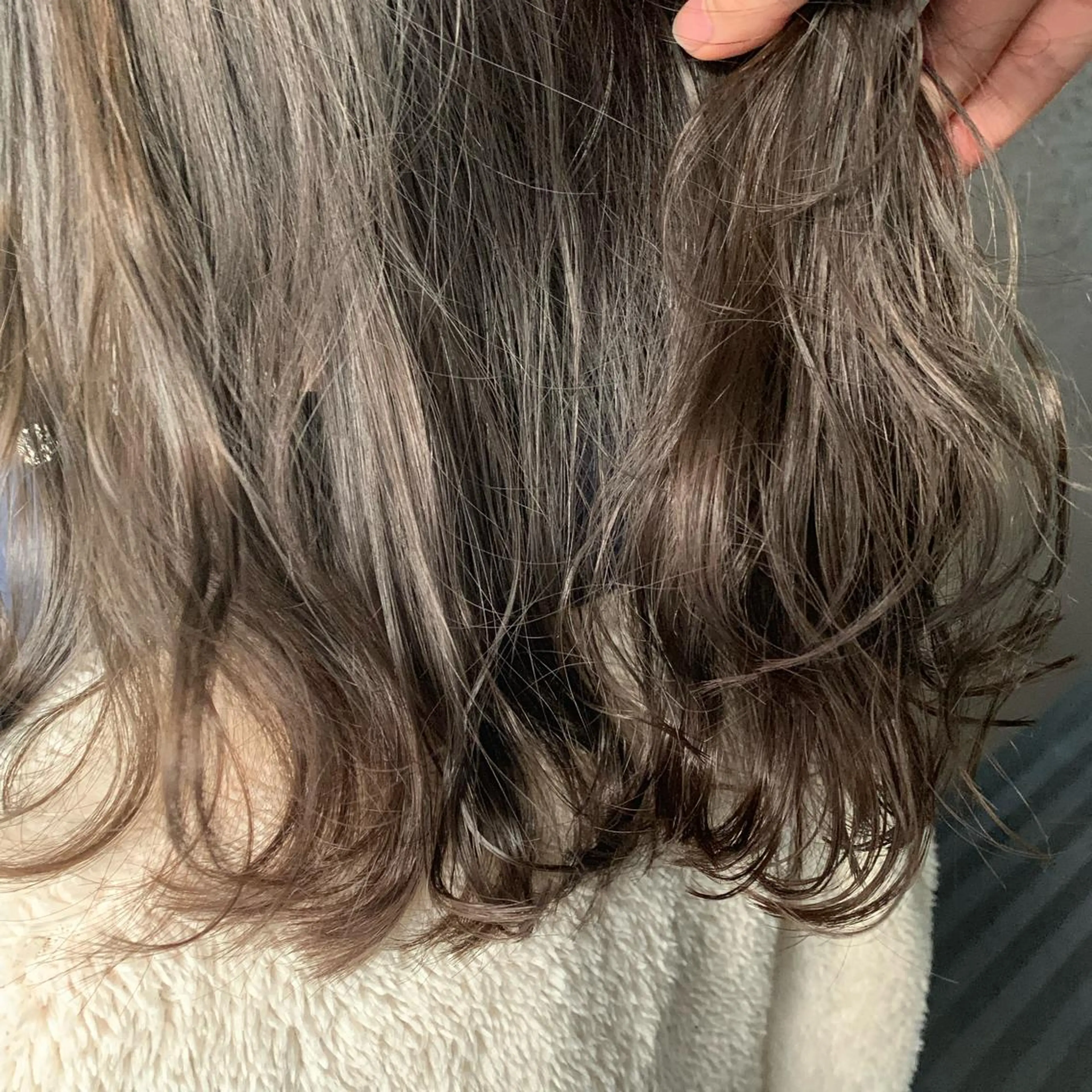 ミディアム カラー ベージュカラー chouette/ 根本優希のヘアスタイル