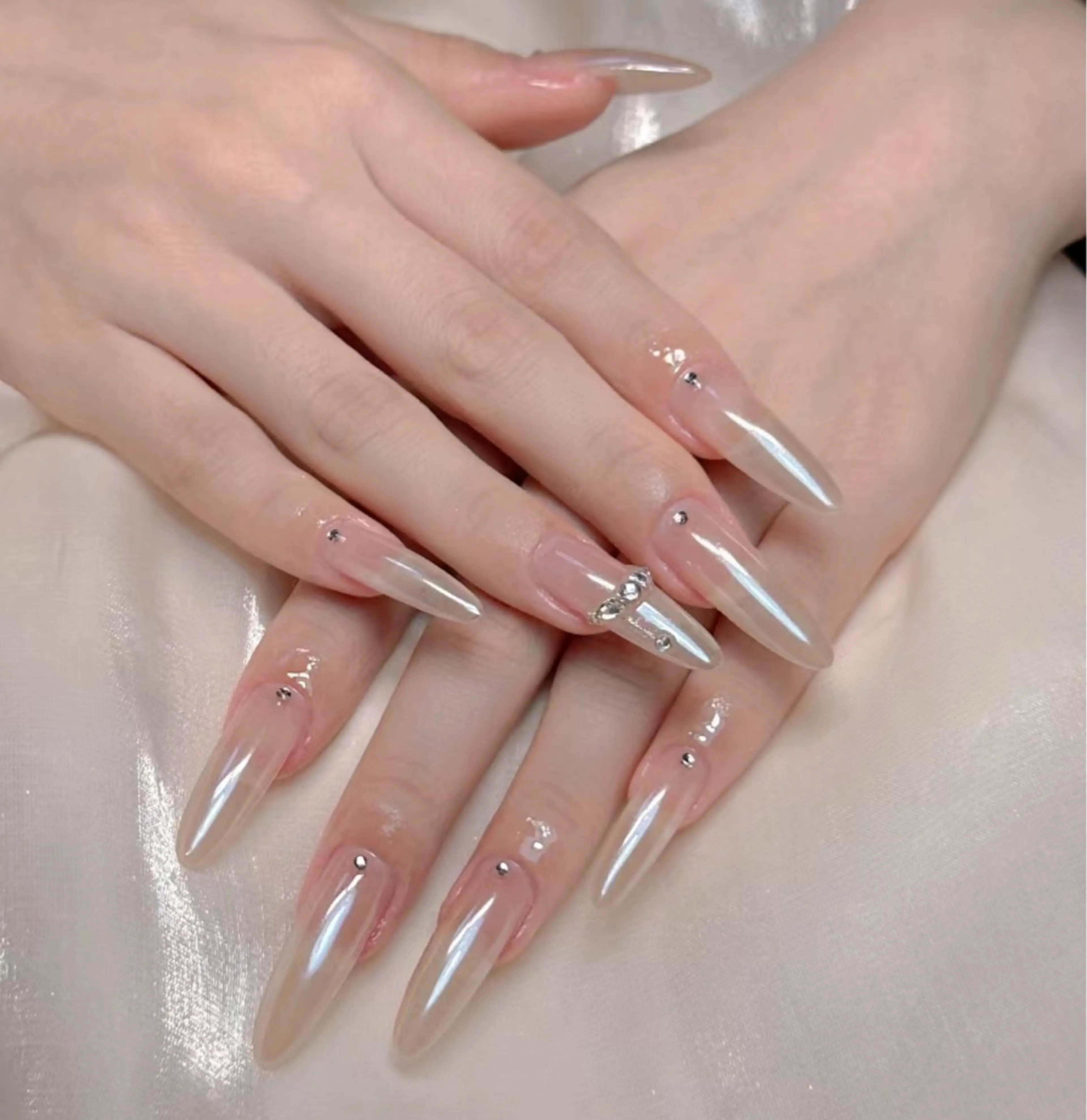 ネイル u1salon所属・ゆい ユイのネイルデザイン