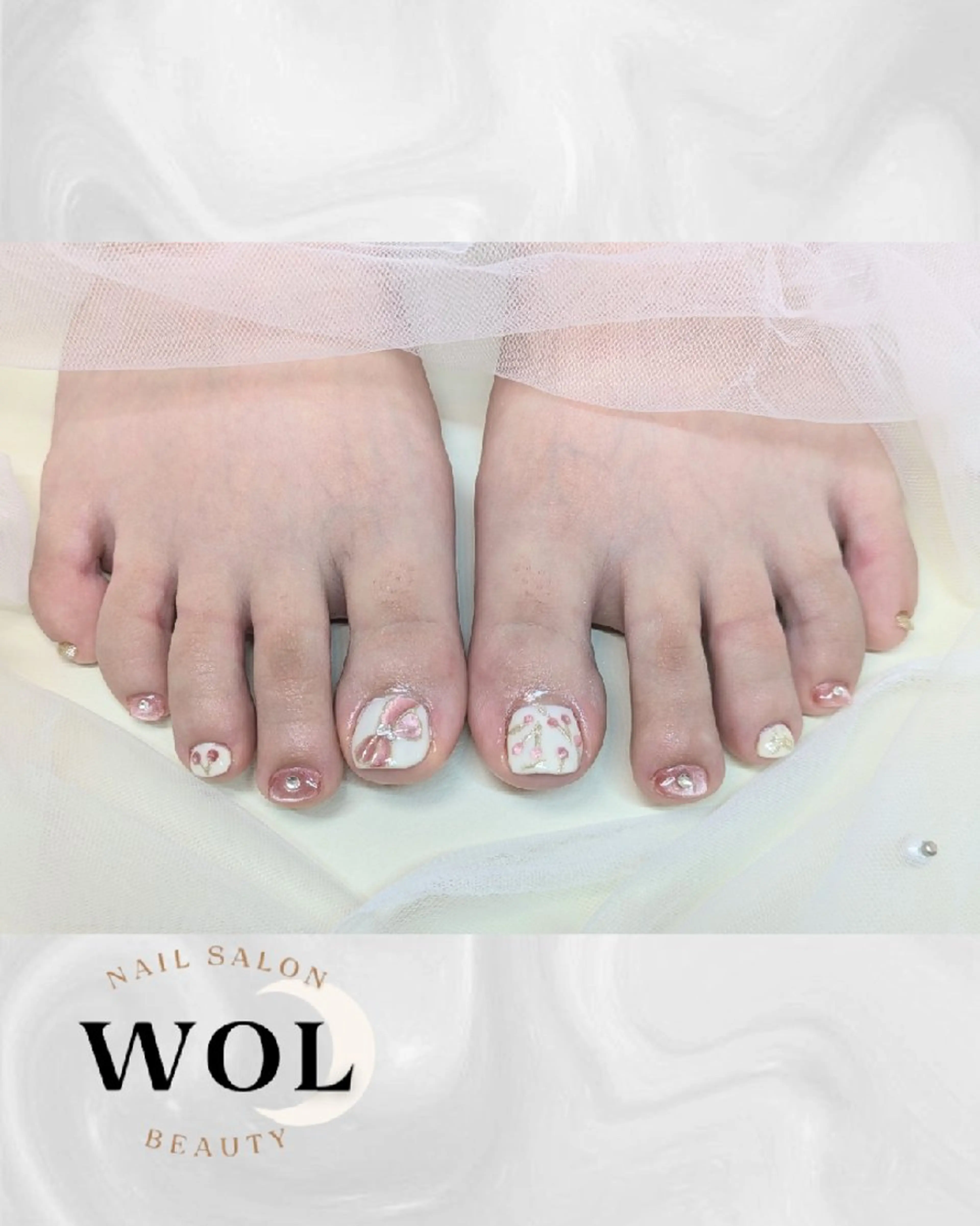 ネイル フットネイル nailsalon🌙WOL所属・WOL🌙 momokoのネイルデザイン