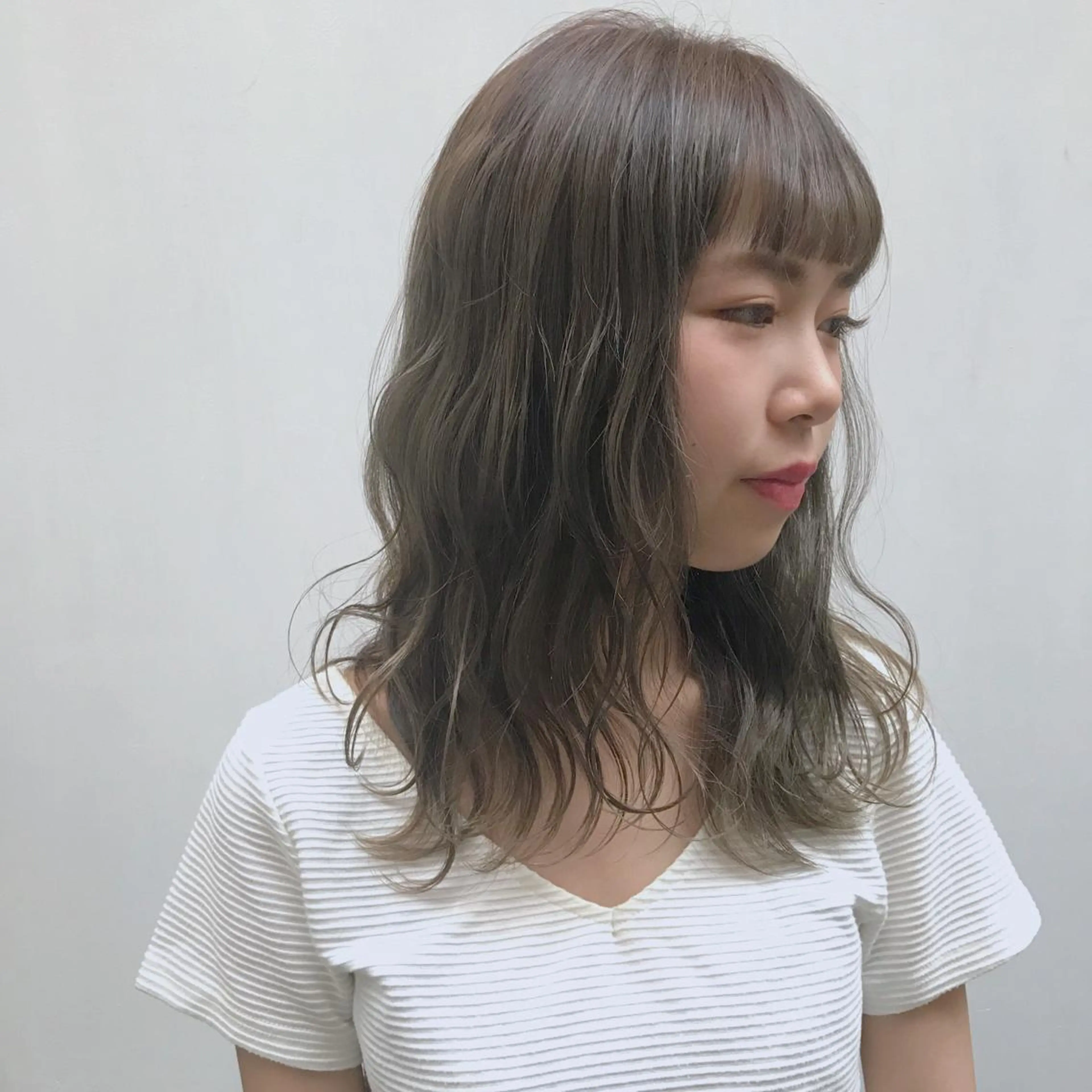 ミディアム カラー 日々所属・谷 大地のヘアスタイル