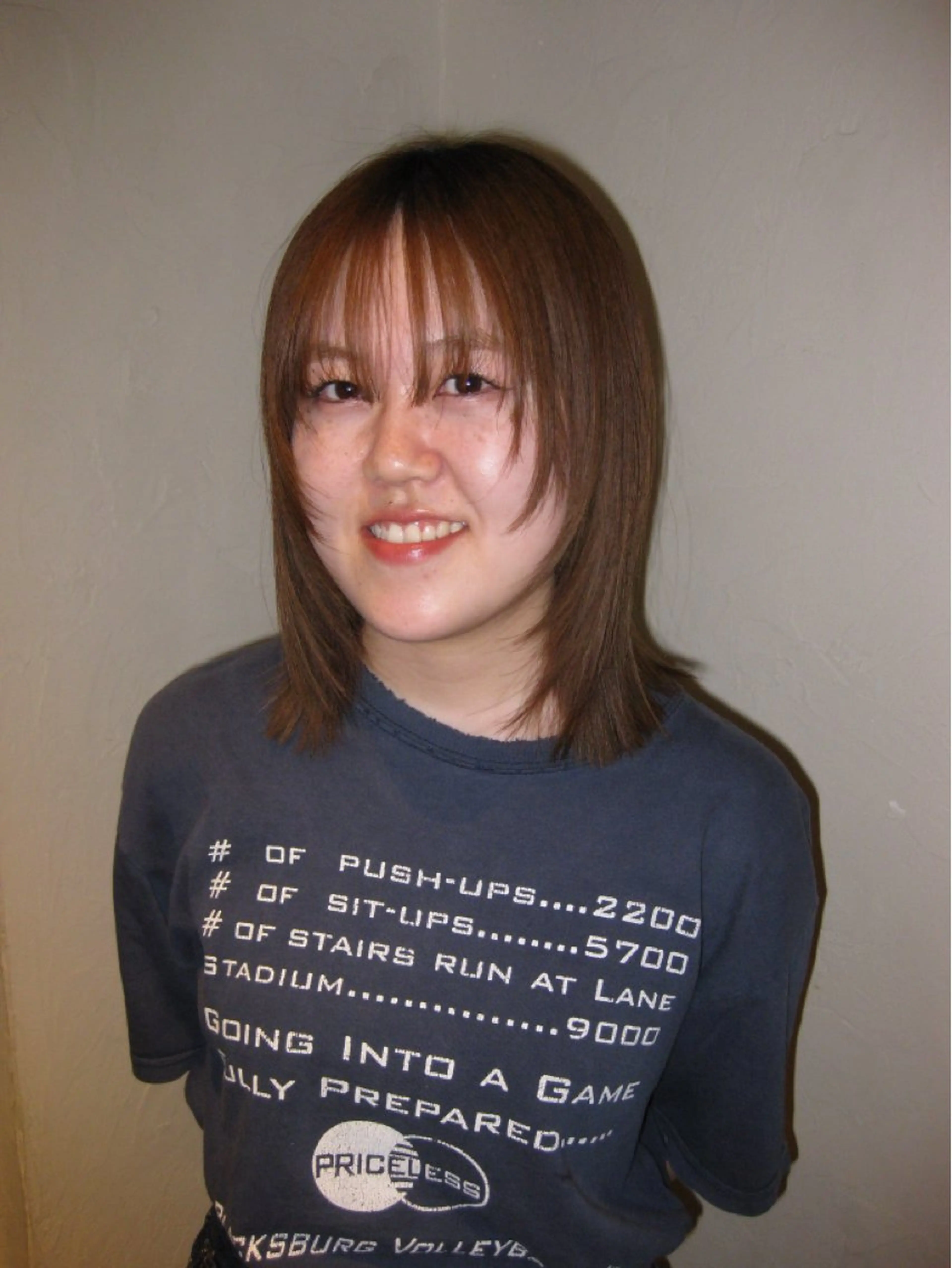 ミディアム 今井 香奈恵のヘアスタイル