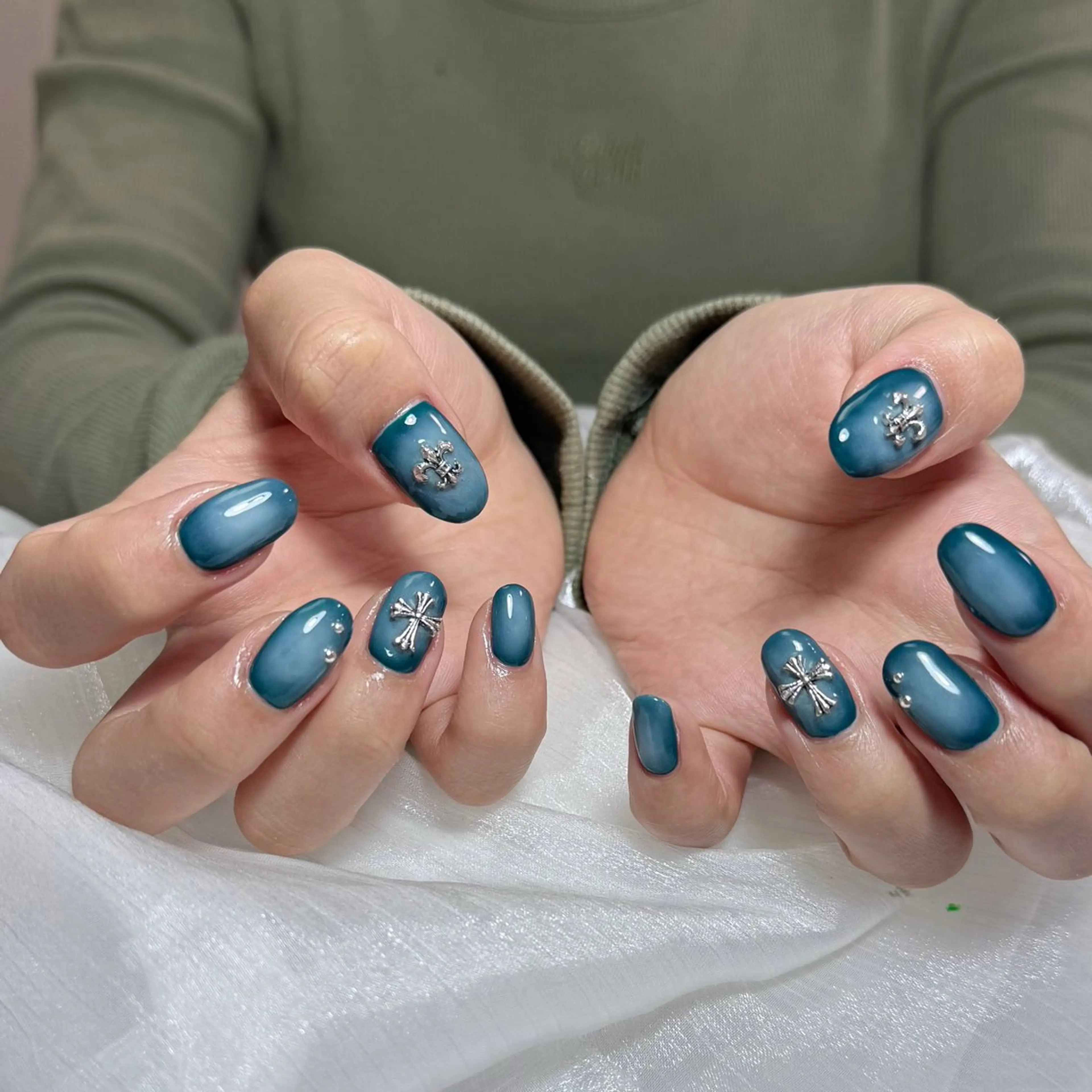 ネイル ハンドネイル エクラNailサロン ミオのネイルデザイン