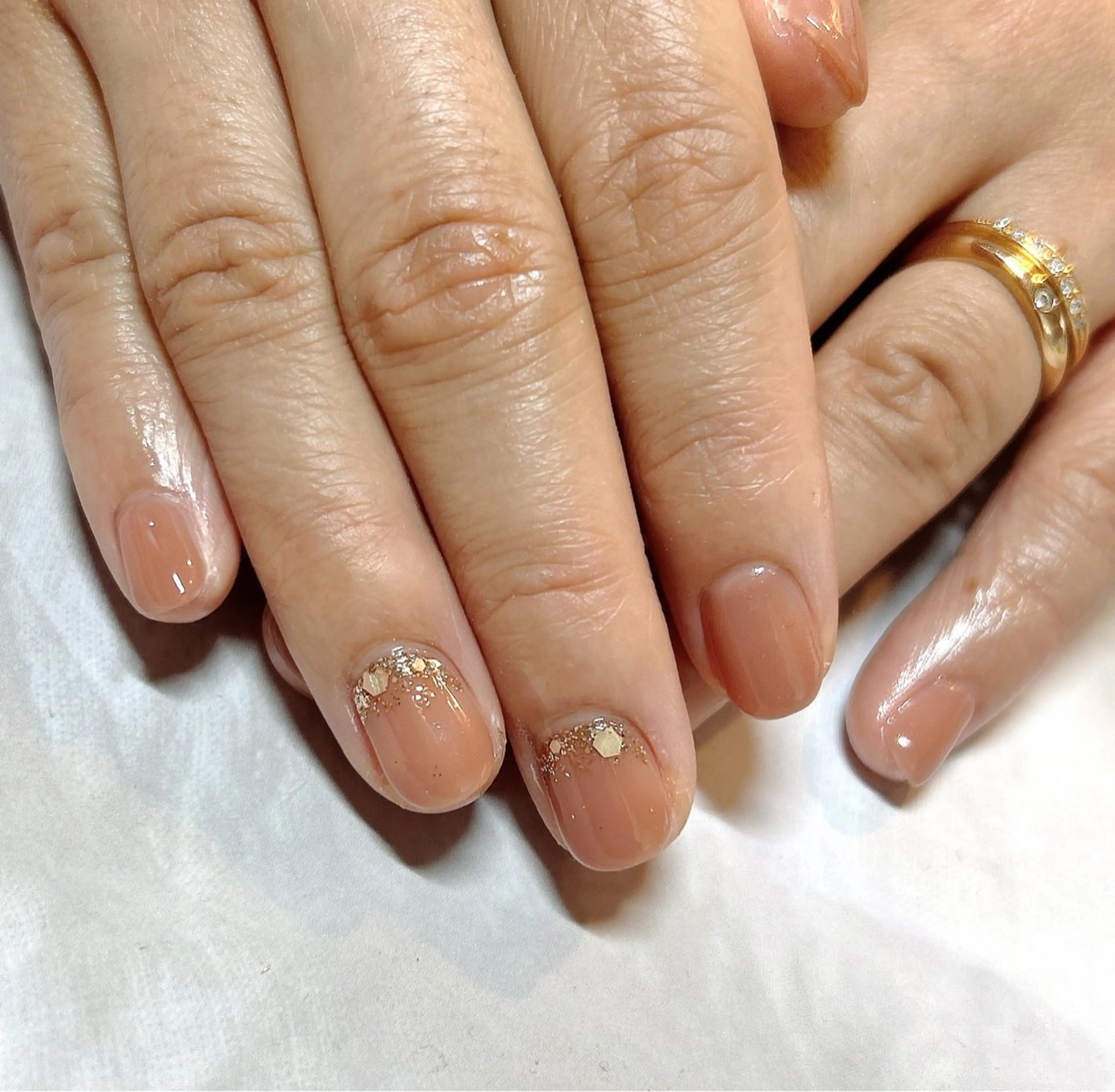 ネイル 氷ネイル・うるうるネイル オフィスネイル ピンク ピンクベージュ シンプルネイル takamin._.nail所属・オーダーメイド専門 takamiのネイルデザイン