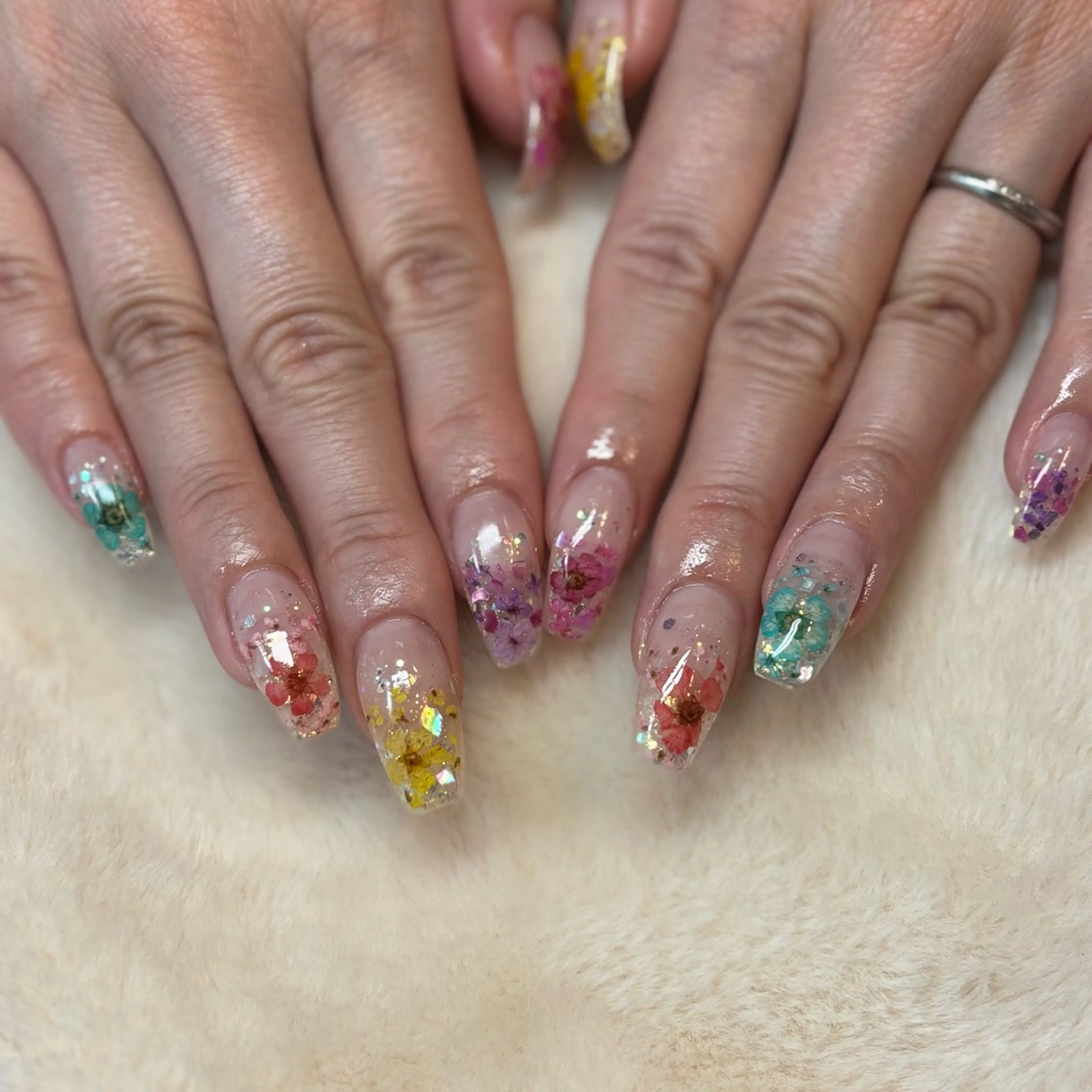 ネイル es nailのネイルデザイン