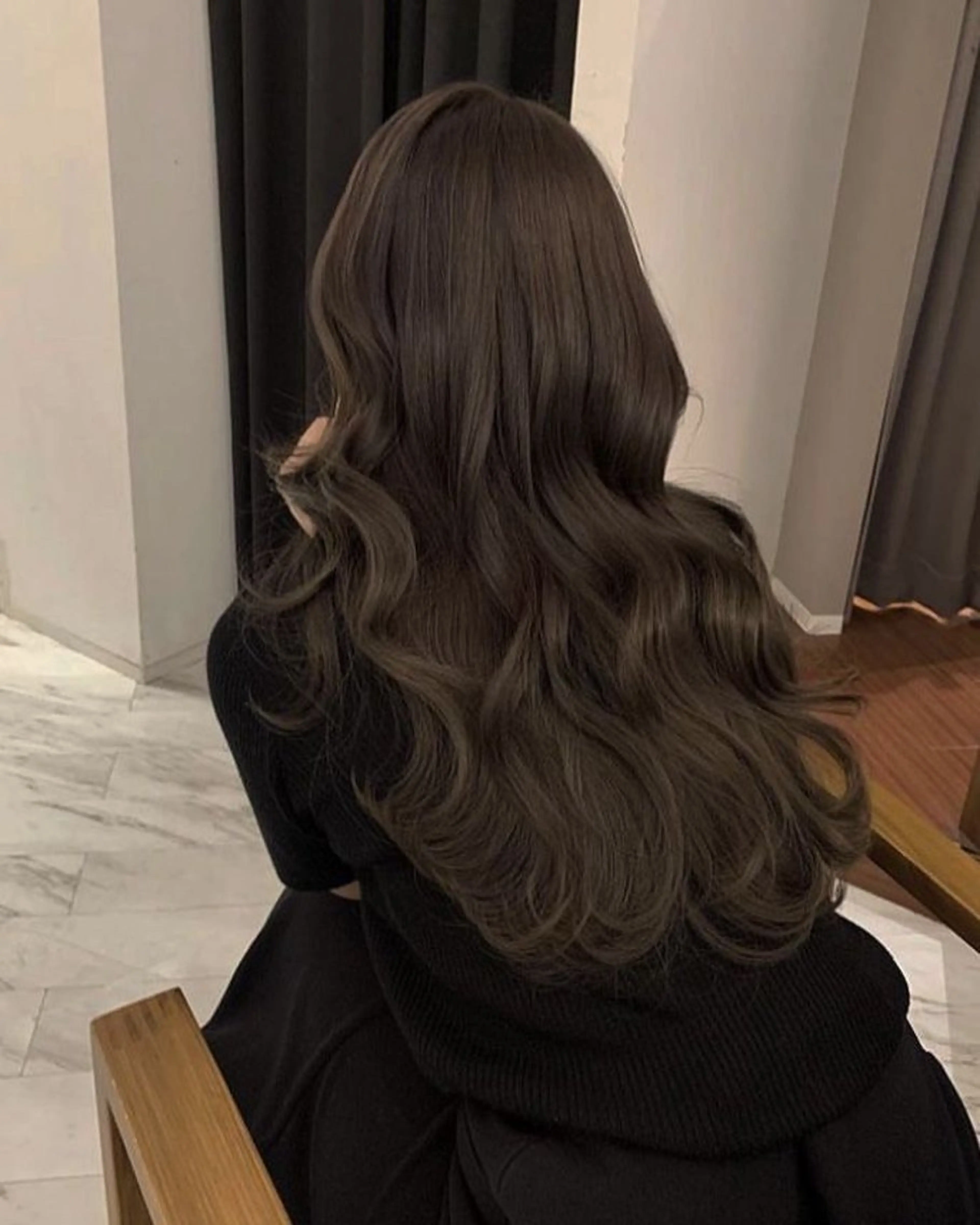 ロング カラー ヘアアレンジ カット ヘアカラー ヘアセット レイヤー×透明感カラ ーHAYATOのヘアスタイル