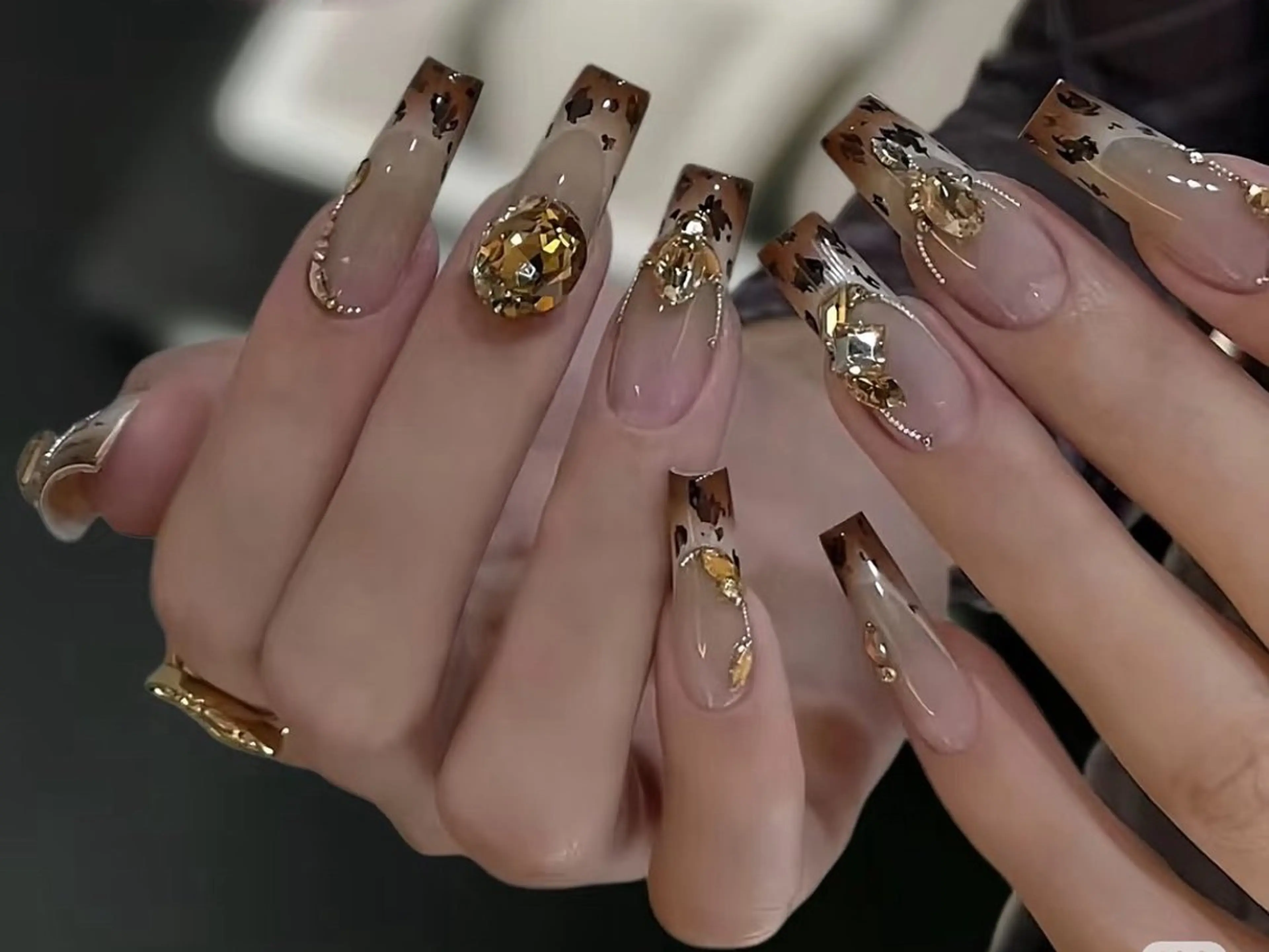 ネイル ハンドネイル ハンドケア 小林 凛のネイルデザイン