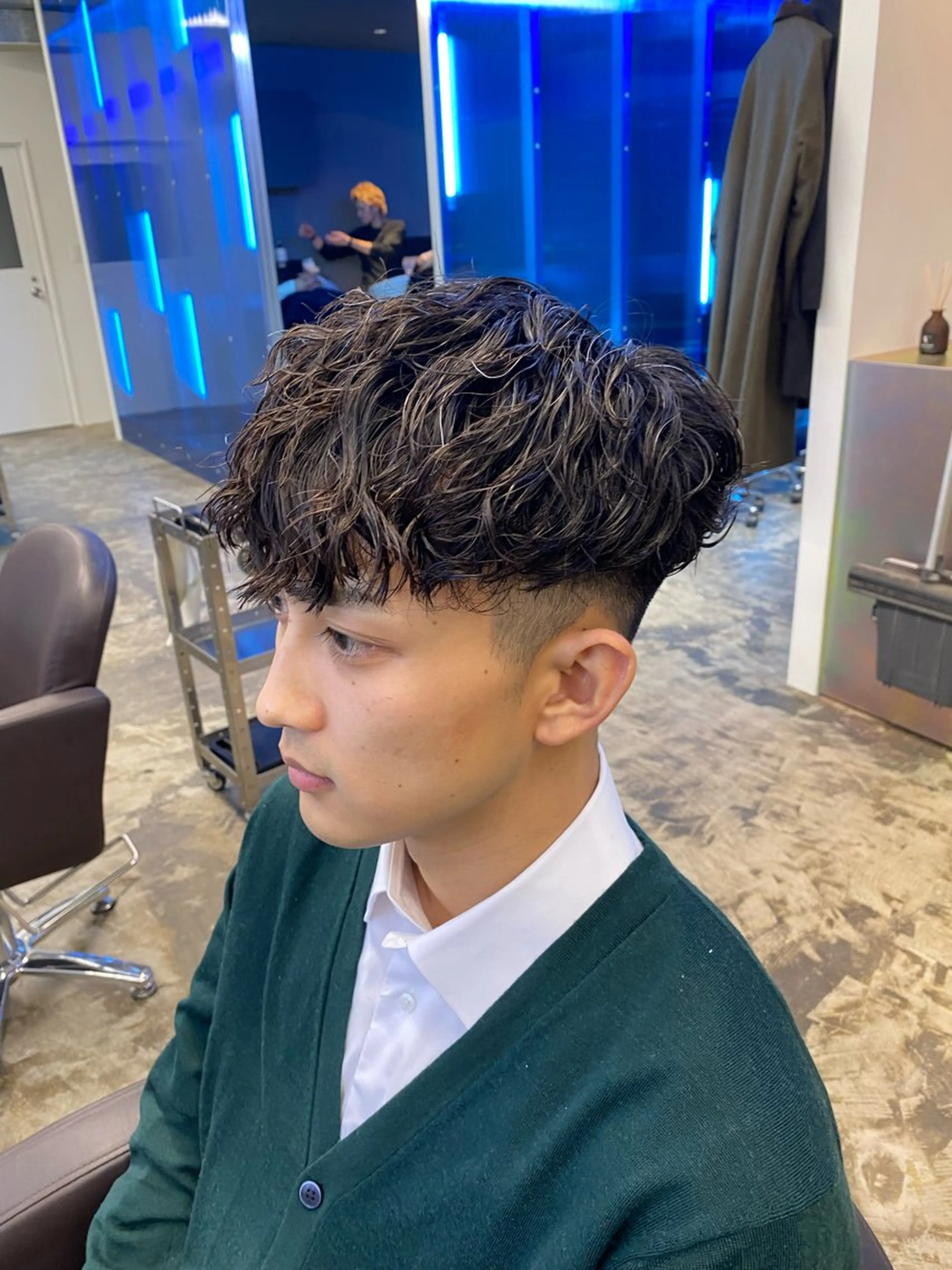 スペインカール風パーマ🇪🇸＋ワンステップトリートメント🫧カット追加で+3300円いただきます💇‍♀️の写真