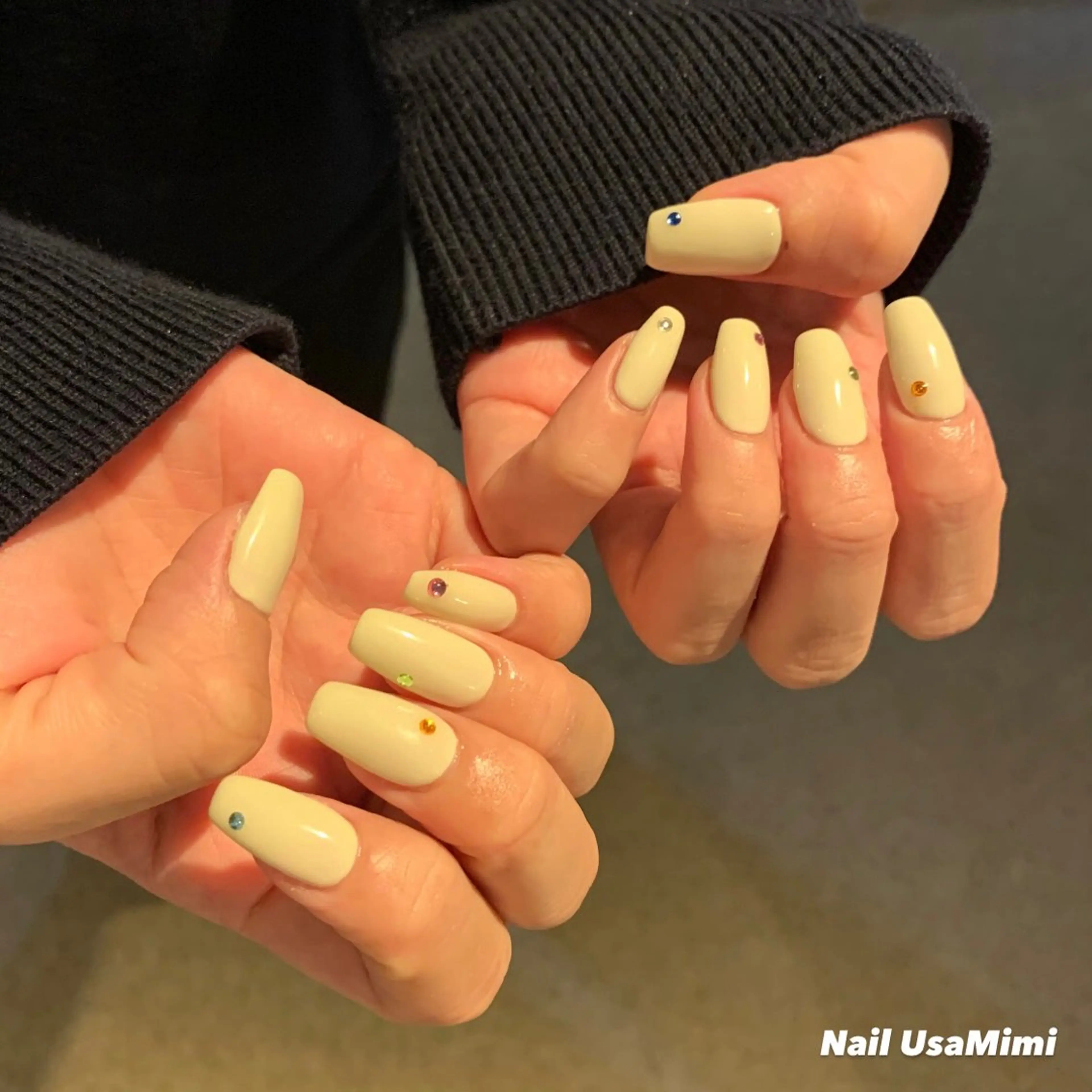 ネイル ジェルネイル マグネットネイル 持ち込み ワンカラーネイル パラジェル 本町ネイルNail UsaMimiのネイルデザイン