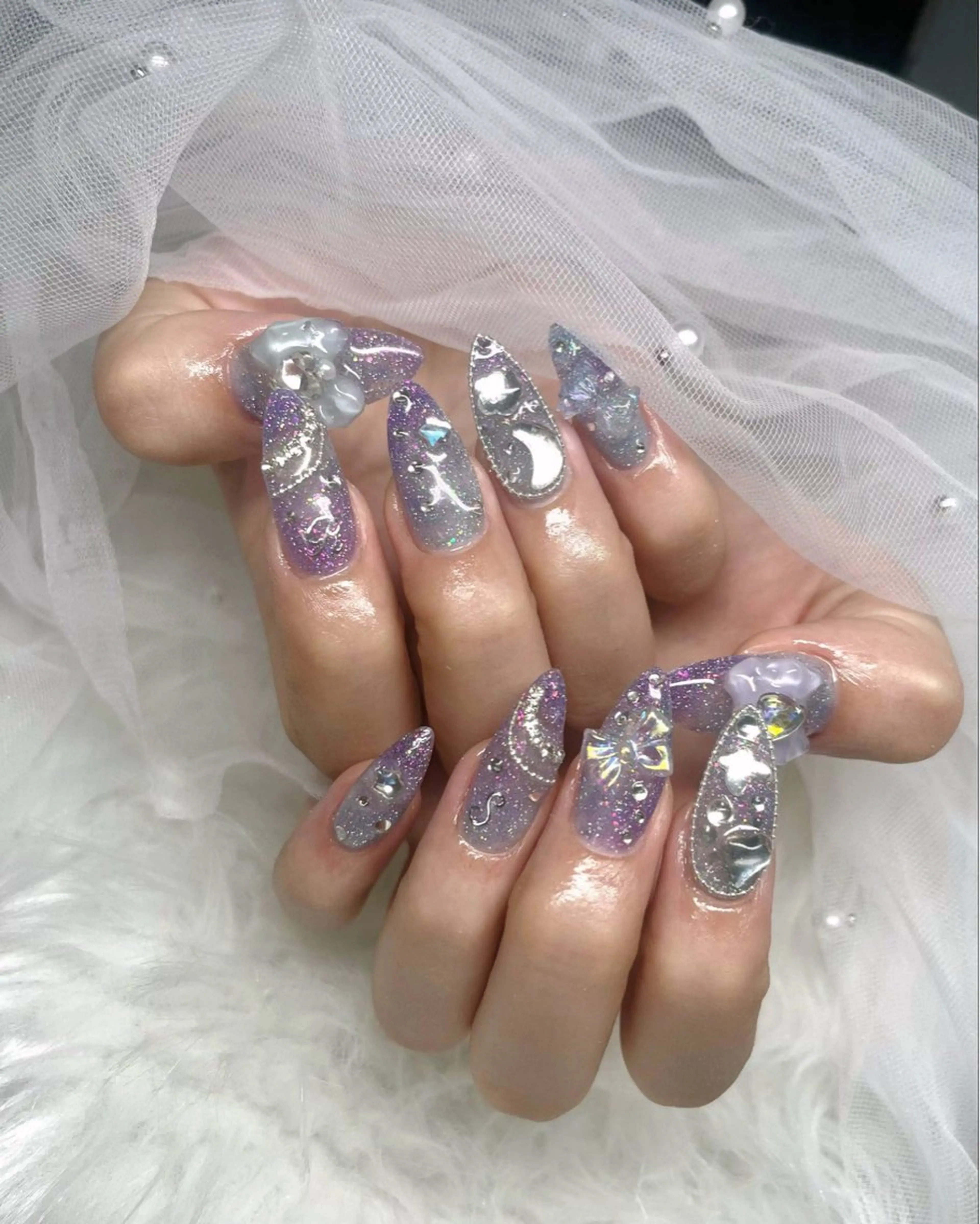 ネイル フレンチネイル ジェルネイル ガラスフレンチ ハロウィン ハート H.baby Nail Salonのネイルデザイン