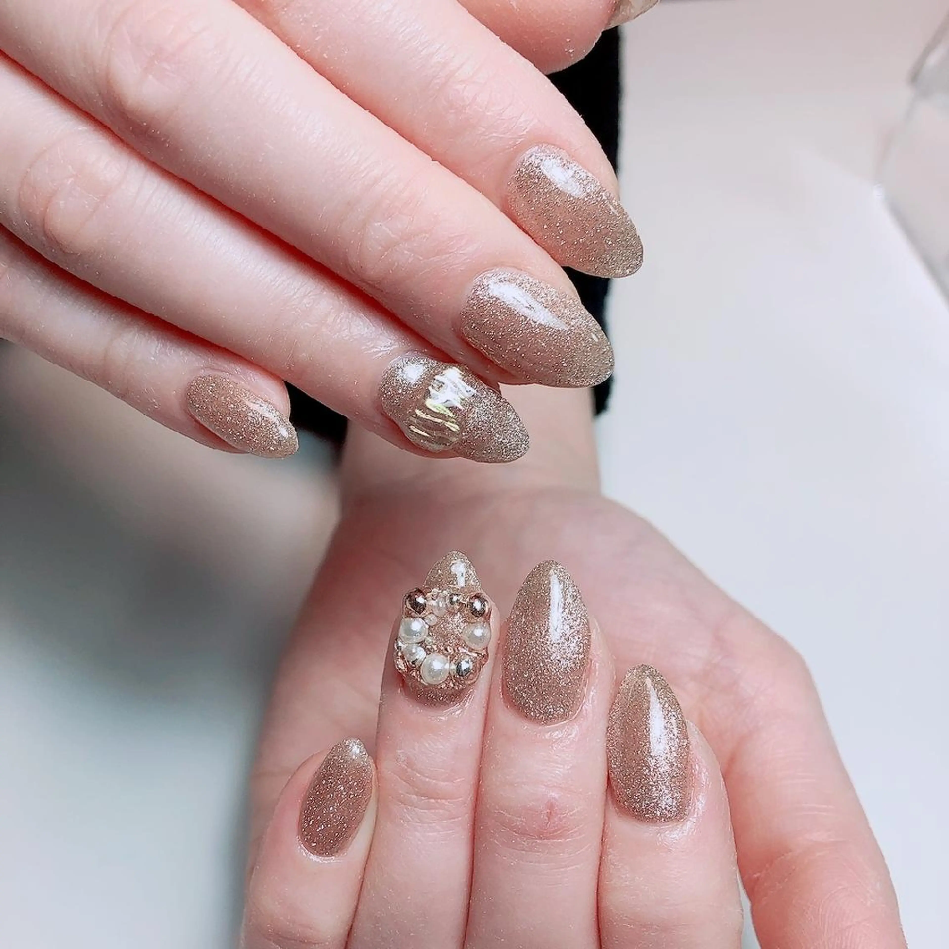 セミロング ネイル マグネットネイル ☺︎山部 志麻☺︎のネイルデザイン