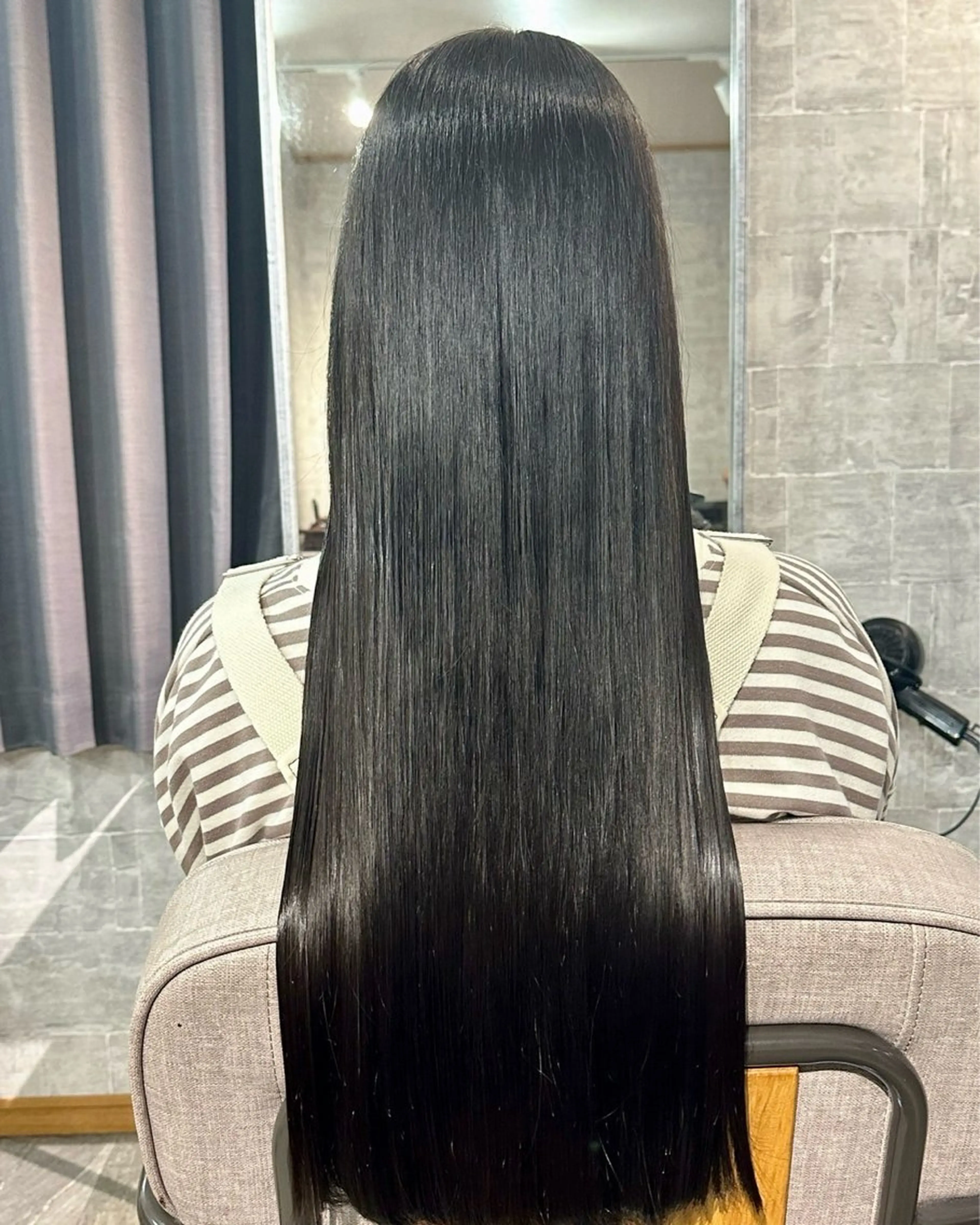 ロング 韓国風ヘア ロング 縮毛矯正 BASE HAIR DESIGN【ベースヘアーデザイン】所属・猪股 唯菜のヘアスタイル