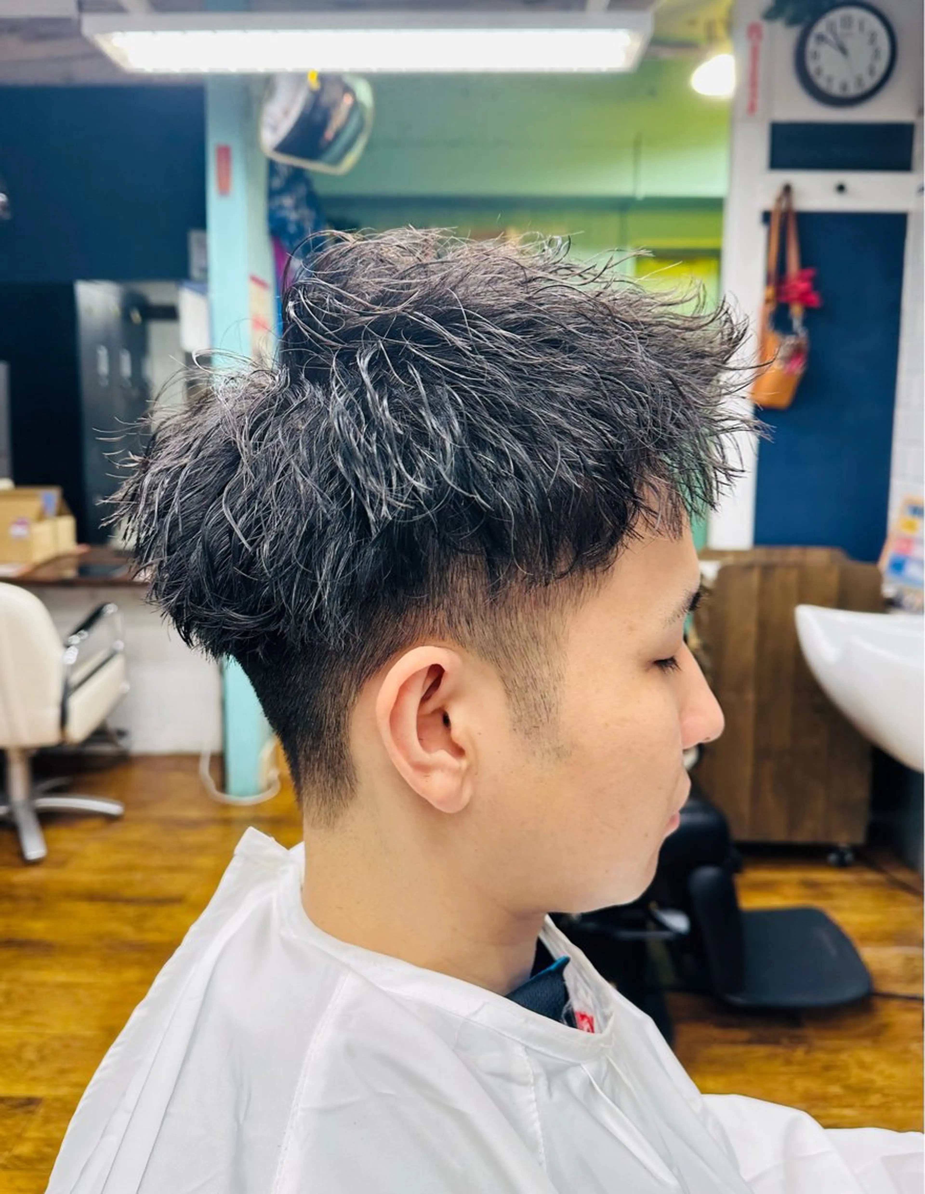 ショート パーマ メンズ 齋藤 拓麻のヘアスタイル