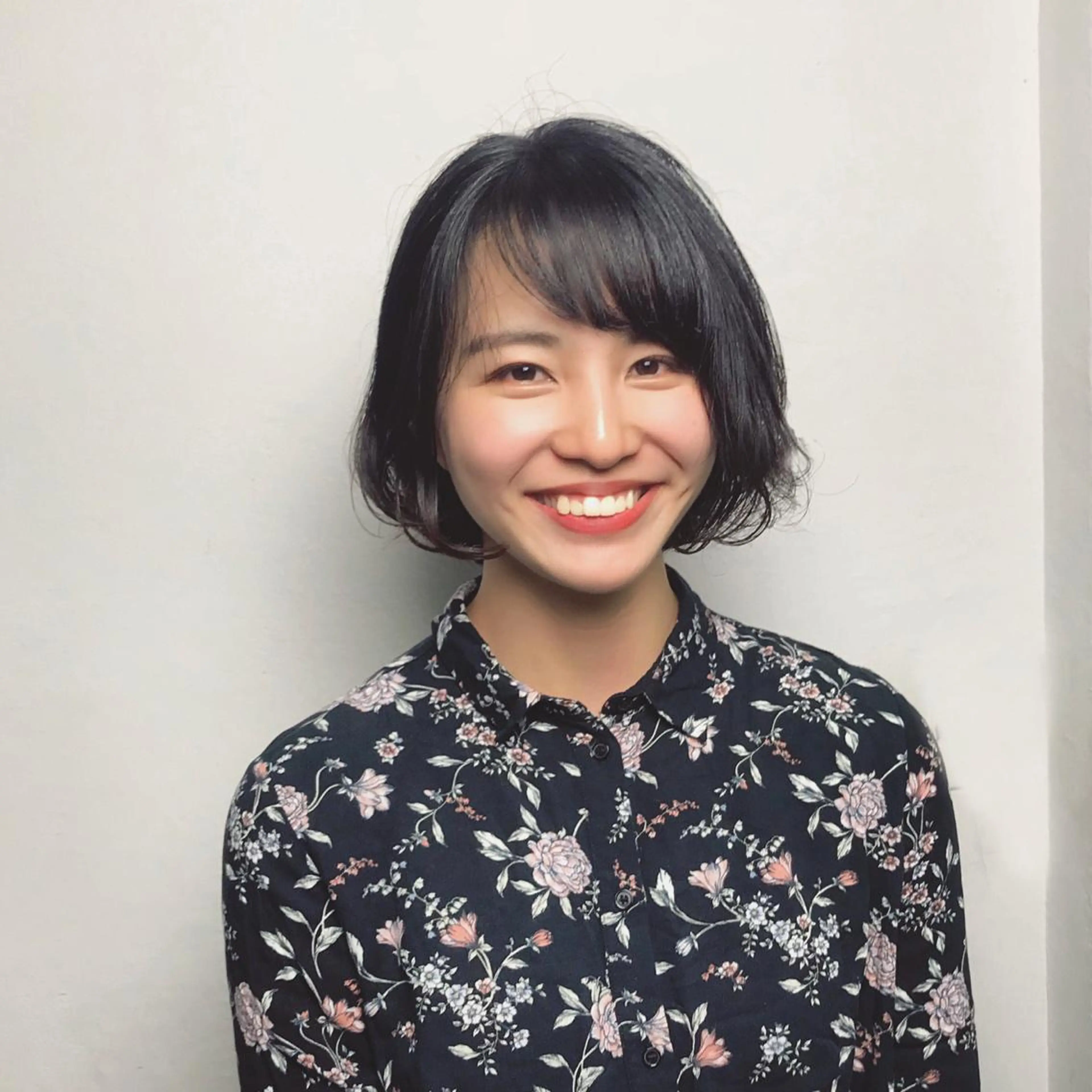 ショート カラー パーマ ボブ 岩田菜央 《武蔵小杉》のヘアスタイル