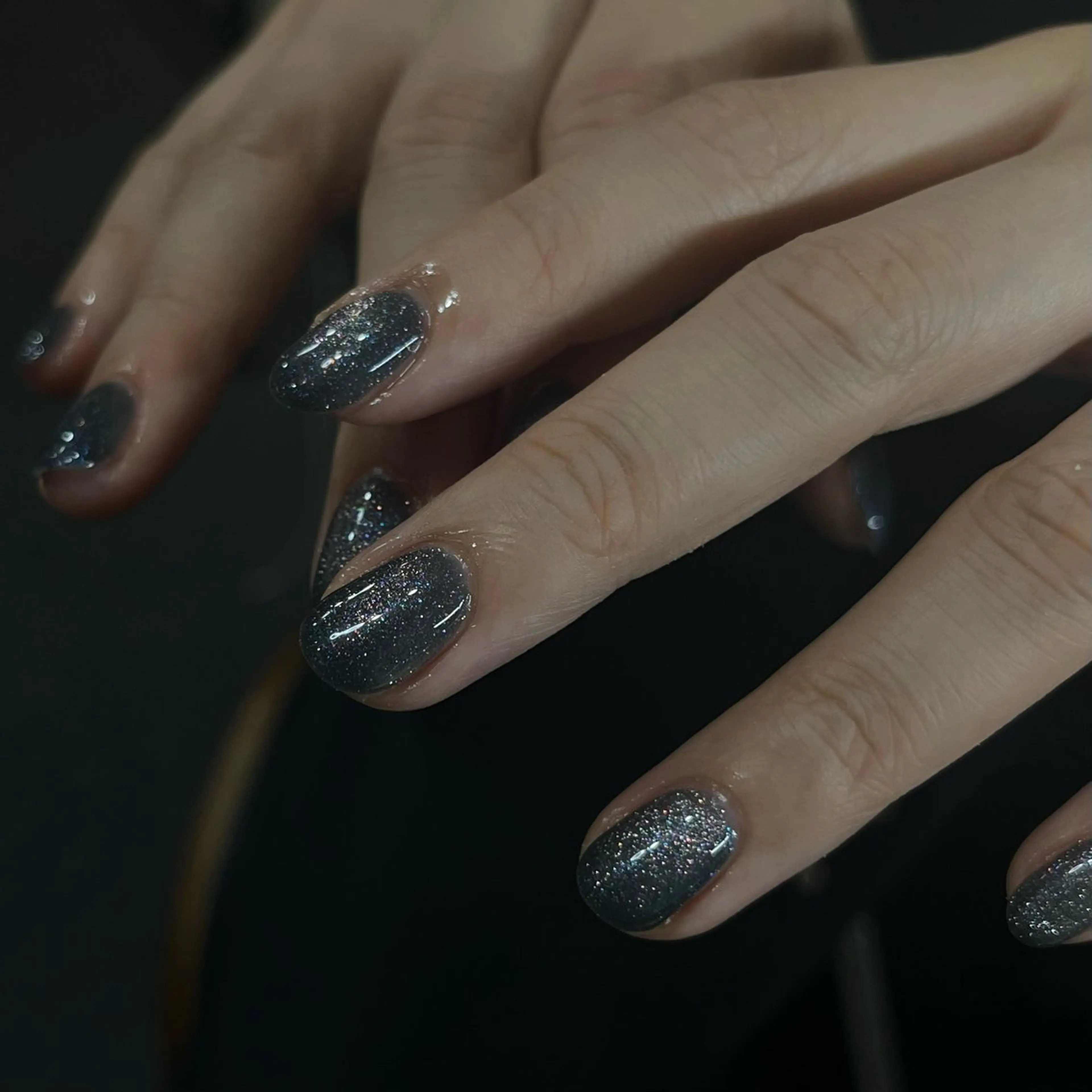 ネイル ブルー キラキラネイル 水色 マグネットネイル ハンドネイル ハンドケア 🎀NAIL🎀 AI🪄︎︎◝✩のネイルデザイン